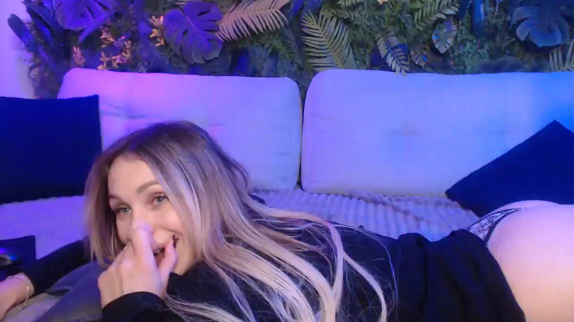 Gallery image thumbnail from Horny_Blond's myfreecams stream on, 12/09/2024, 13:58 image 20 of 20