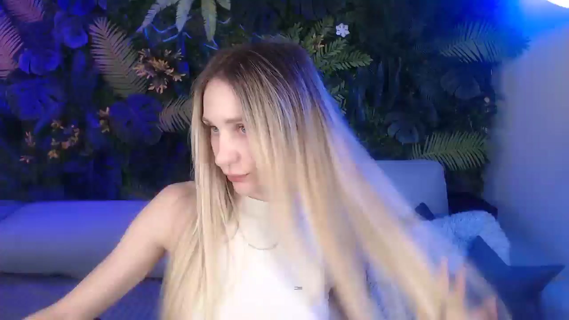 Gallery image thumbnail from Horny_Blond's myfreecams stream on, 12/14/2024, 11:32 image 1 of 20