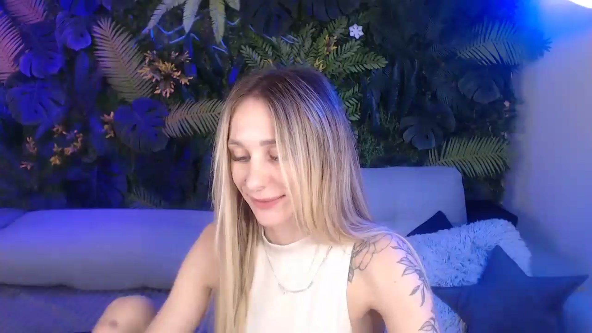 Gallery image thumbnail from Horny_Blond's myfreecams stream on, 12/14/2024, 11:32 image 5 of 20