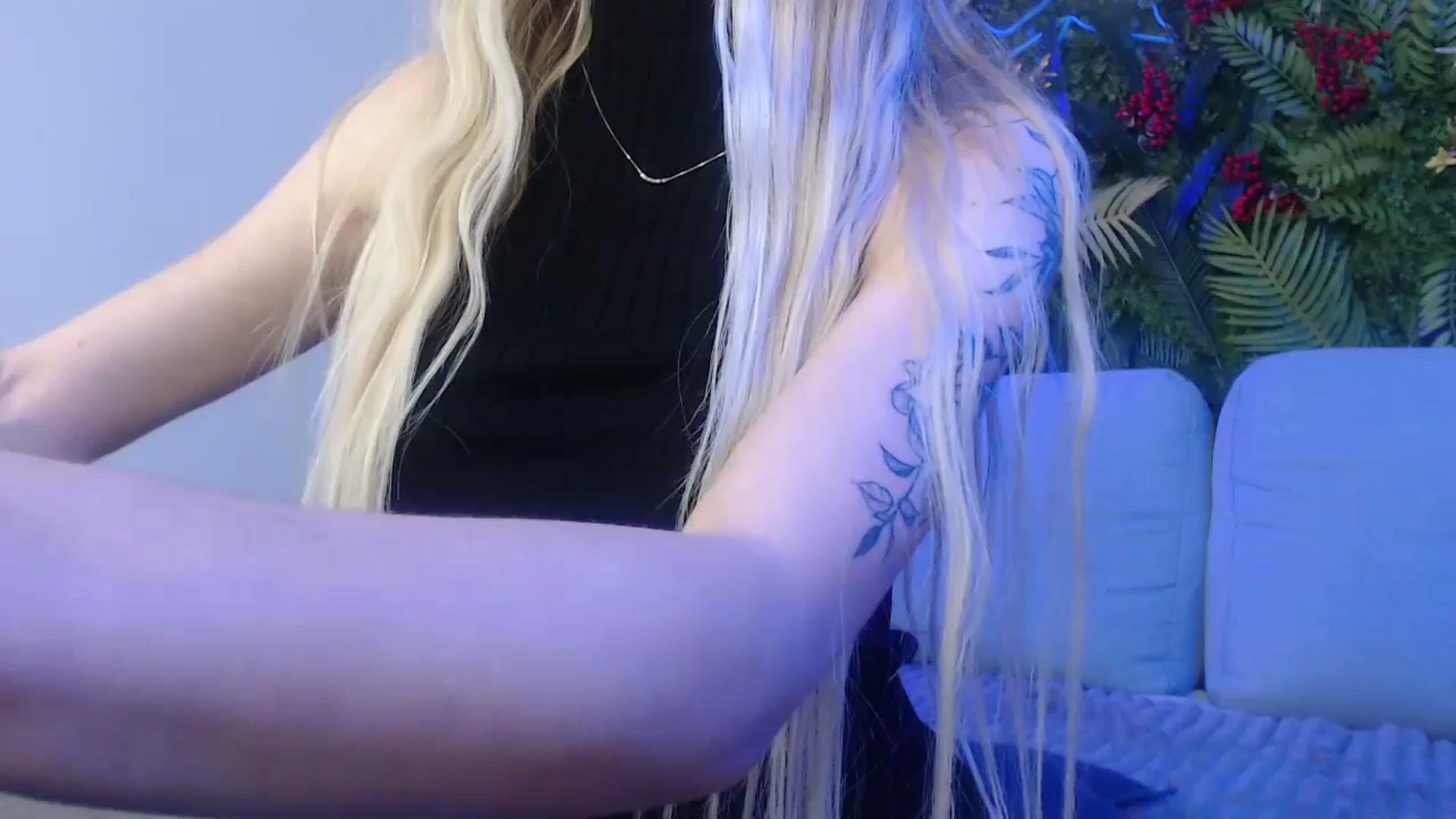 Gallery image thumbnail from Horny_Blond's myfreecams stream on, 12/21/2024, 10:24 image 3 of 20