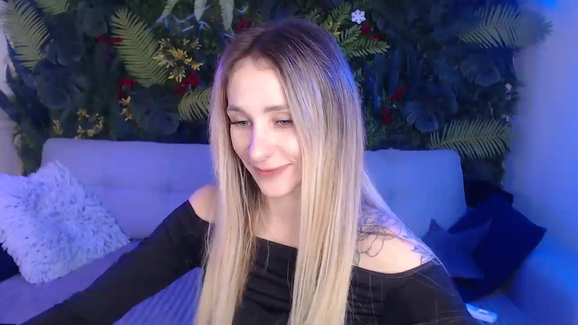 Gallery image thumbnail from Horny_Blond's myfreecams stream on, 12/24/2024, 11:07 image 4 of 20