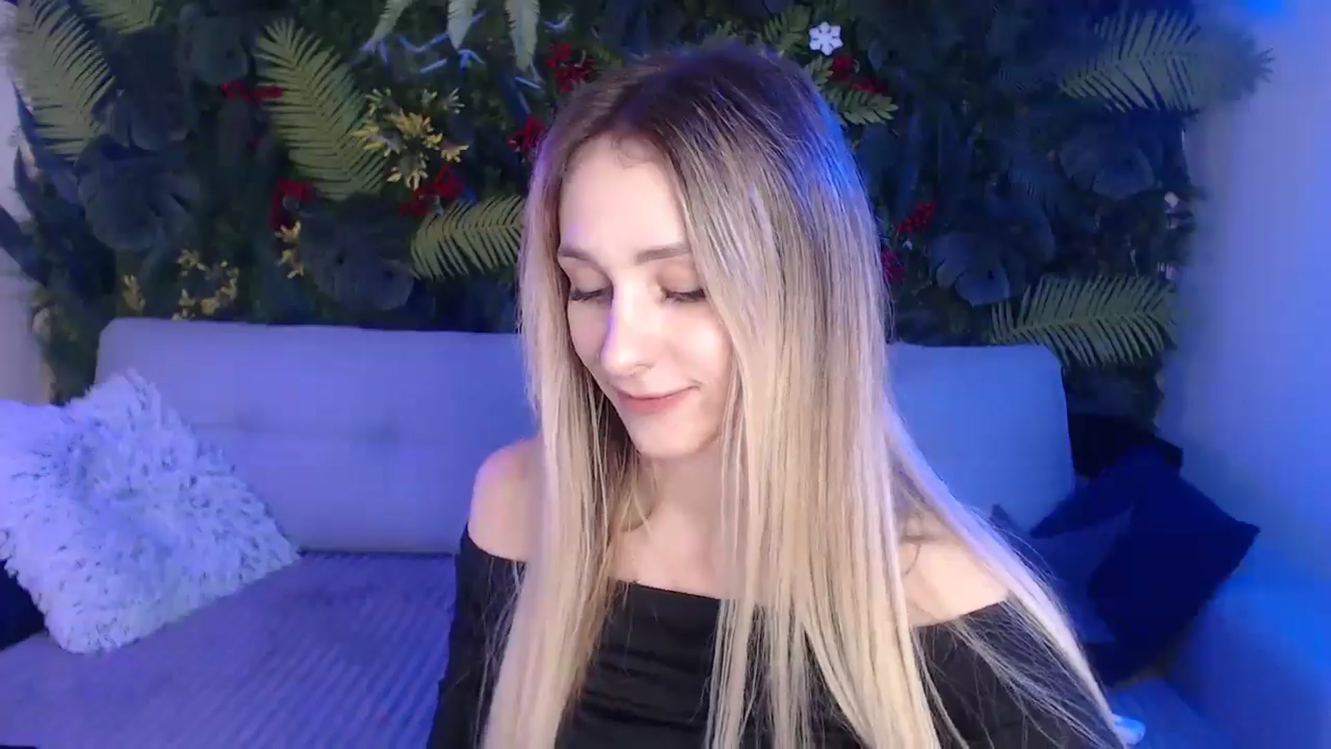 Gallery image thumbnail from Horny_Blond's myfreecams stream on, 12/24/2024, 11:07 image 5 of 20