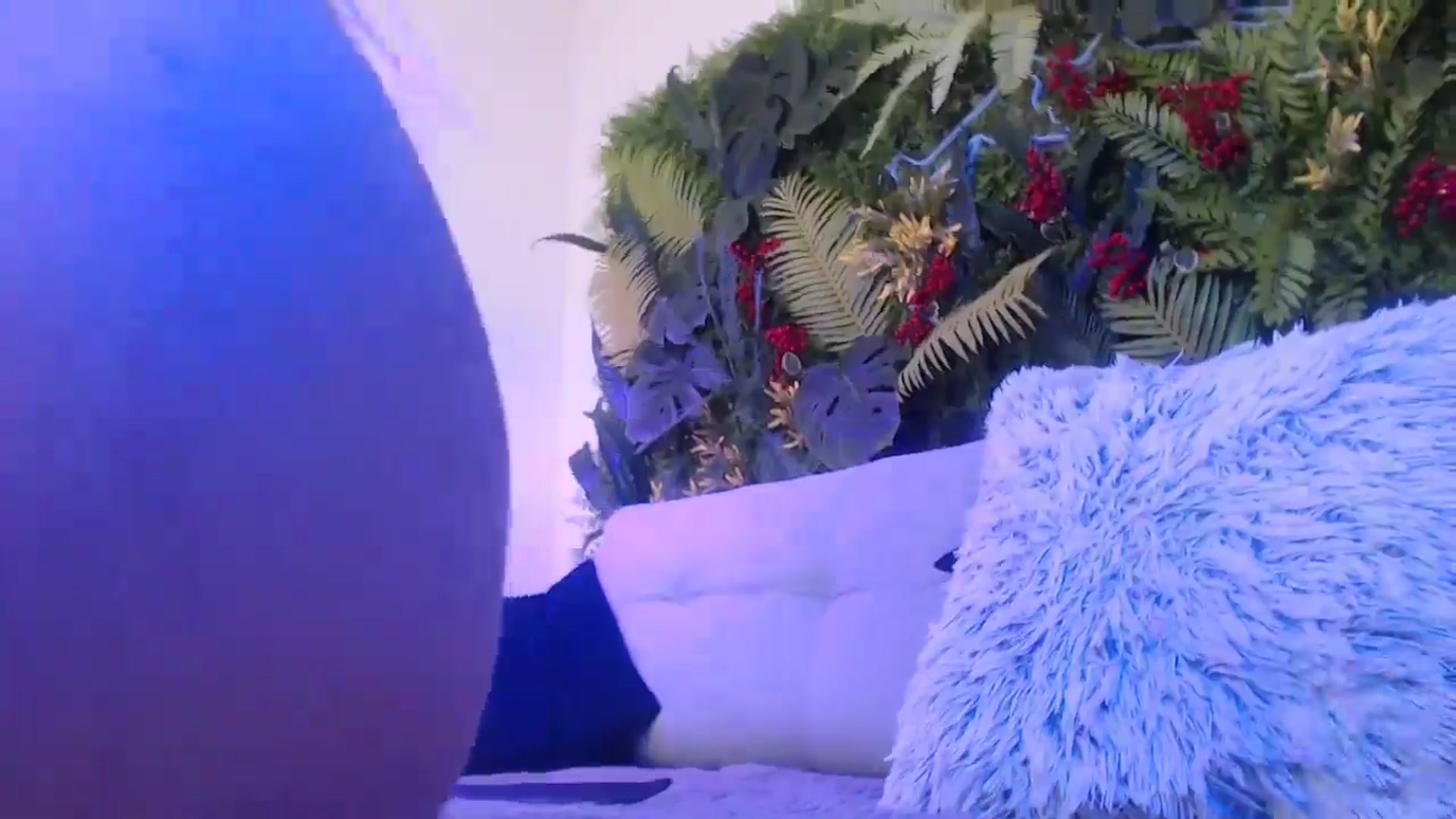 Gallery image thumbnail from Horny_Blond's myfreecams stream on, 12/26/2024, 11:36 image 12 of 20