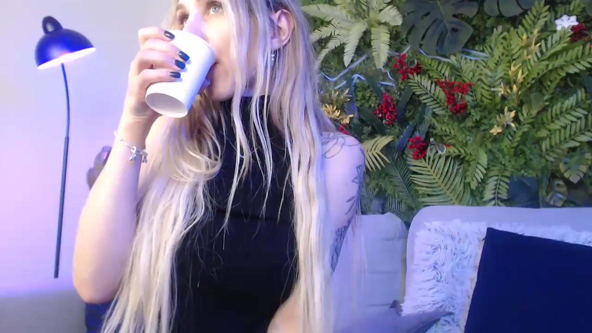 Gallery image thumbnail from Horny_Blond's myfreecams stream on, 01/08/2025, 13:53 image 4 of 20