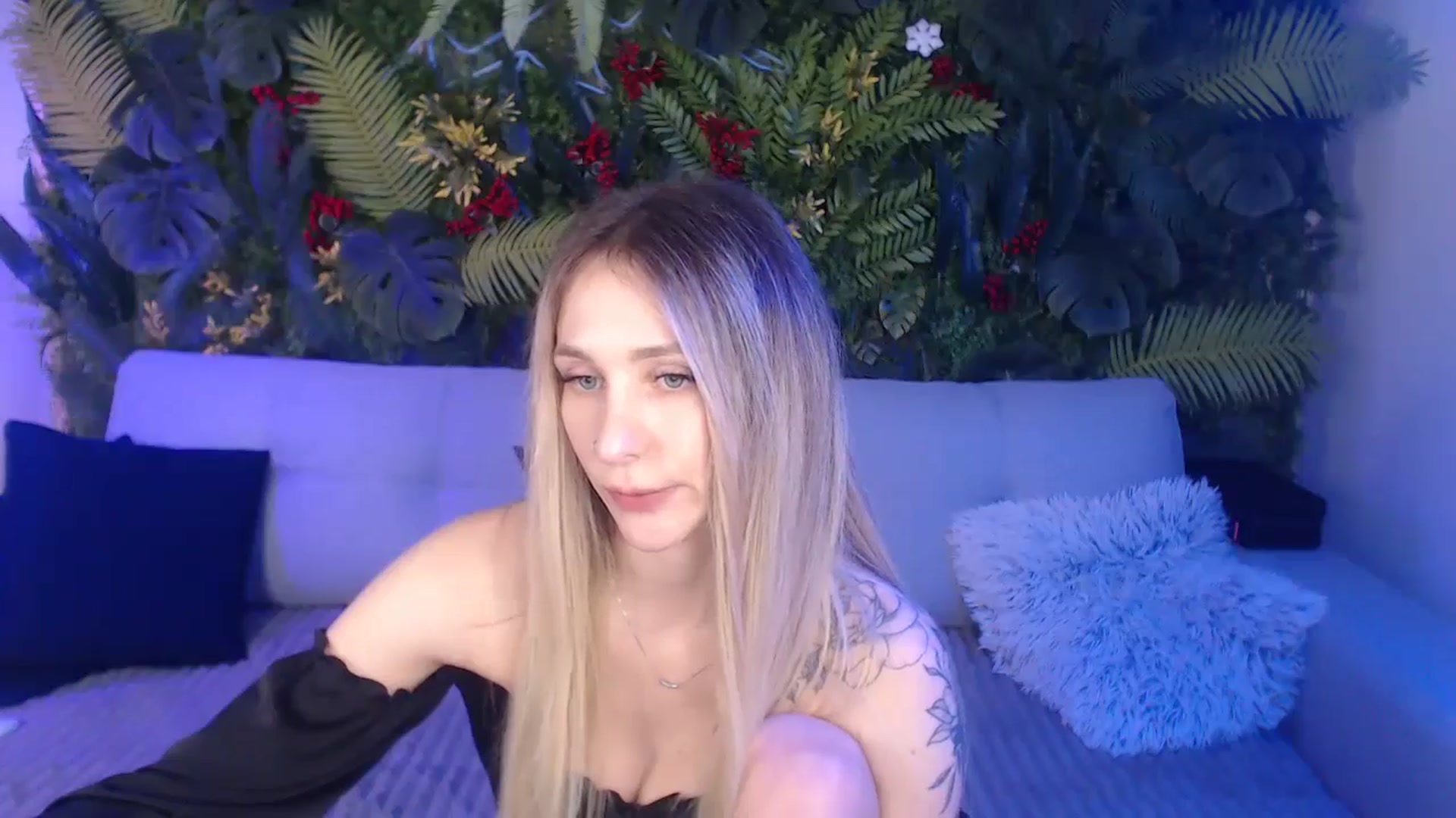 Gallery image thumbnail from Horny_Blond's myfreecams stream on, 01/10/2025, 11:01 image 17 of 20