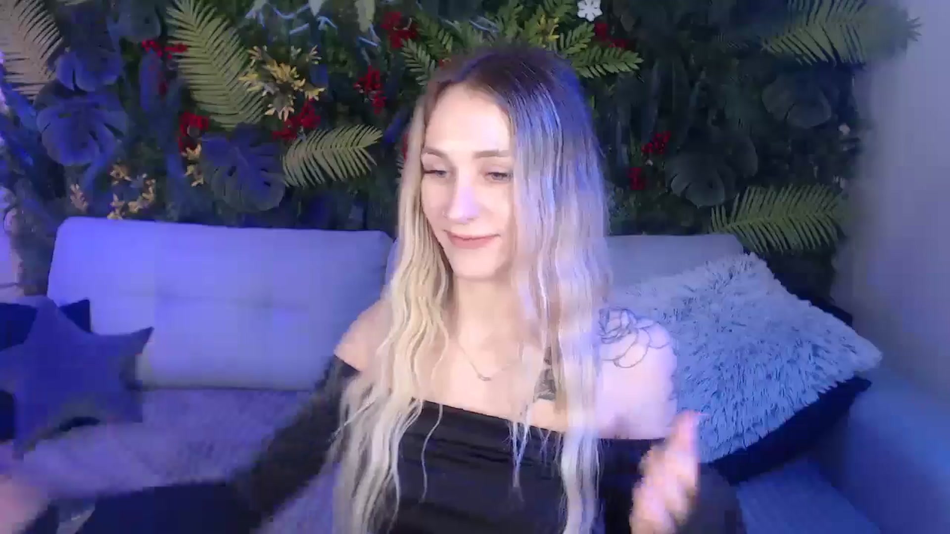 Gallery image thumbnail from Horny_Blond's myfreecams stream on, 01/12/2025, 09:45 image 7 of 20