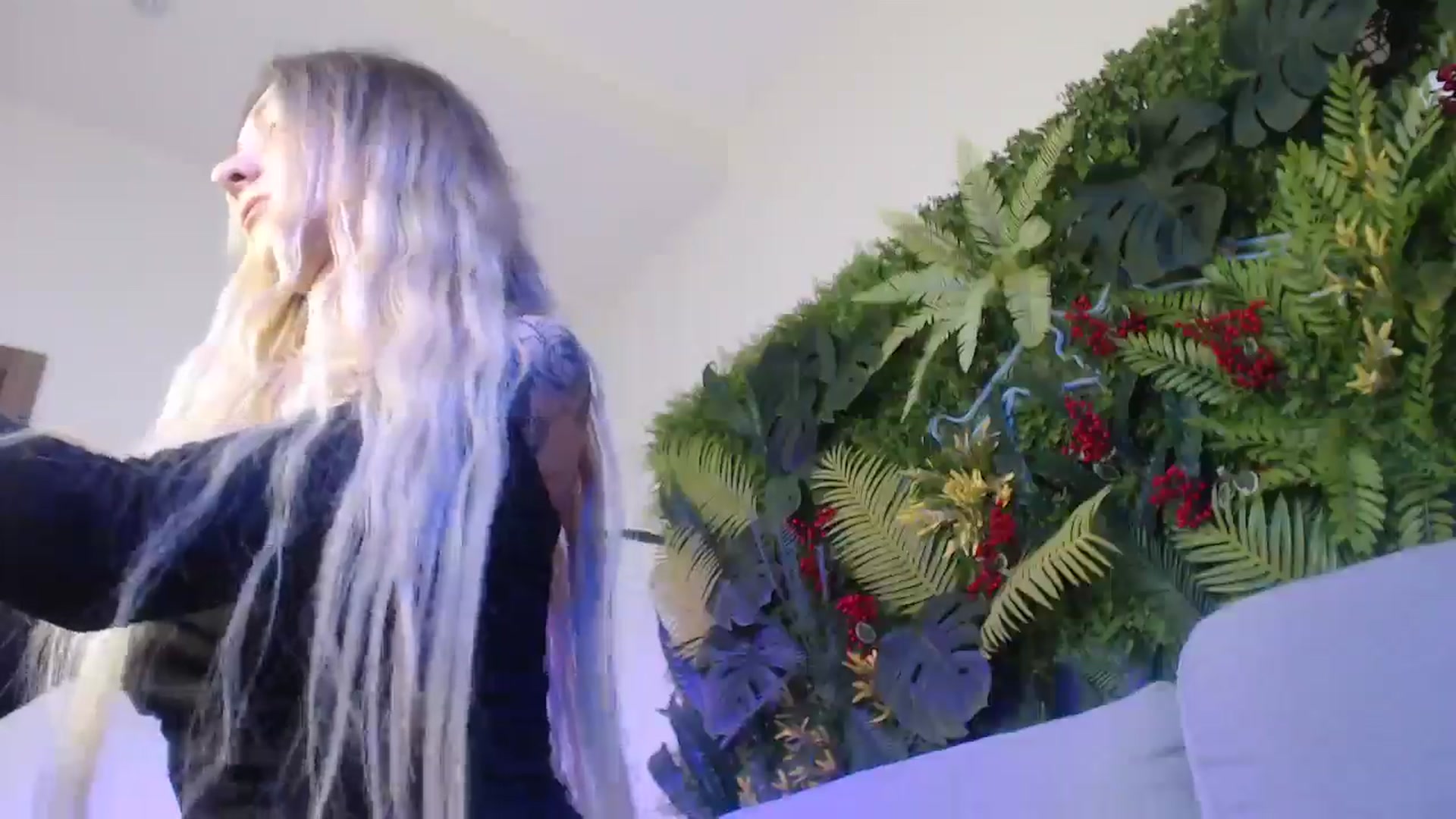Gallery image thumbnail from Horny_Blond's myfreecams stream on, 01/12/2025, 10:39 image 7 of 20