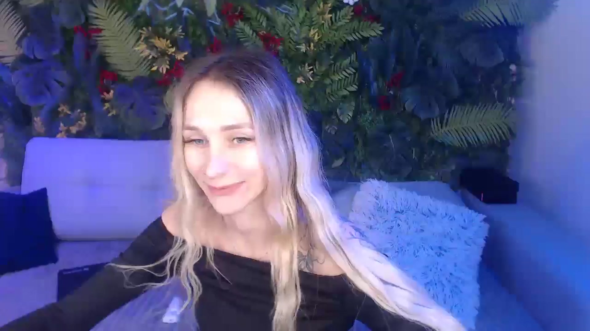 Gallery image thumbnail from Horny_Blond's myfreecams stream on, 01/12/2025, 11:19 image 7 of 20