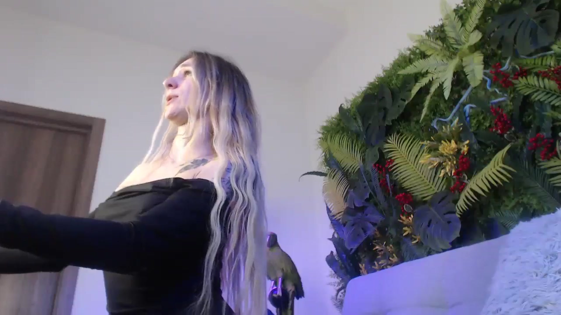 Gallery image thumbnail from Horny_Blond's myfreecams stream on, 01/12/2025, 13:07 image 15 of 20