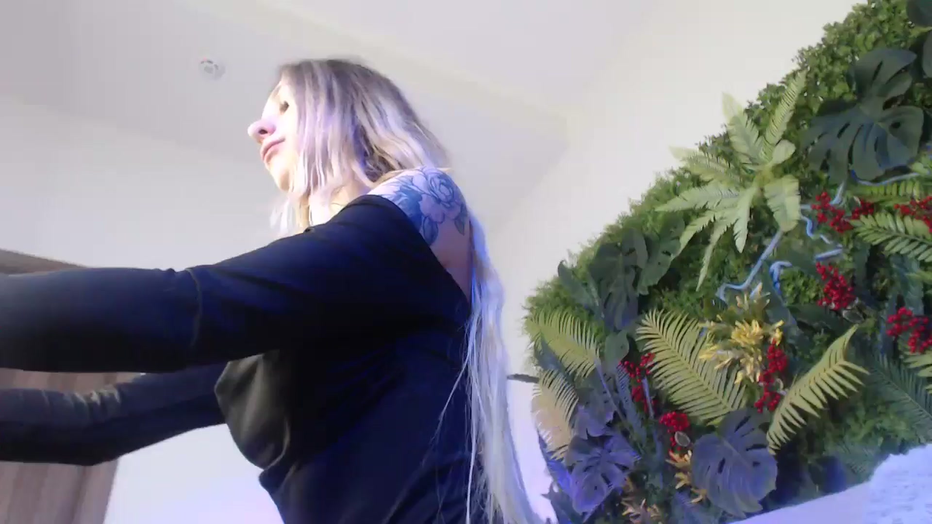 Gallery image thumbnail from Horny_Blond's myfreecams stream on, 01/12/2025, 13:07 image 20 of 20