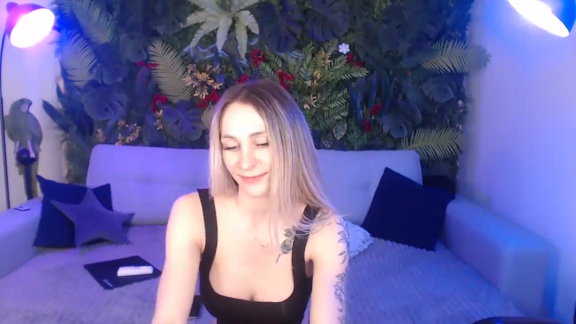 Gallery image thumbnail from Horny_Blond's myfreecams stream on, 01/13/2025, 09:55 image 17 of 20