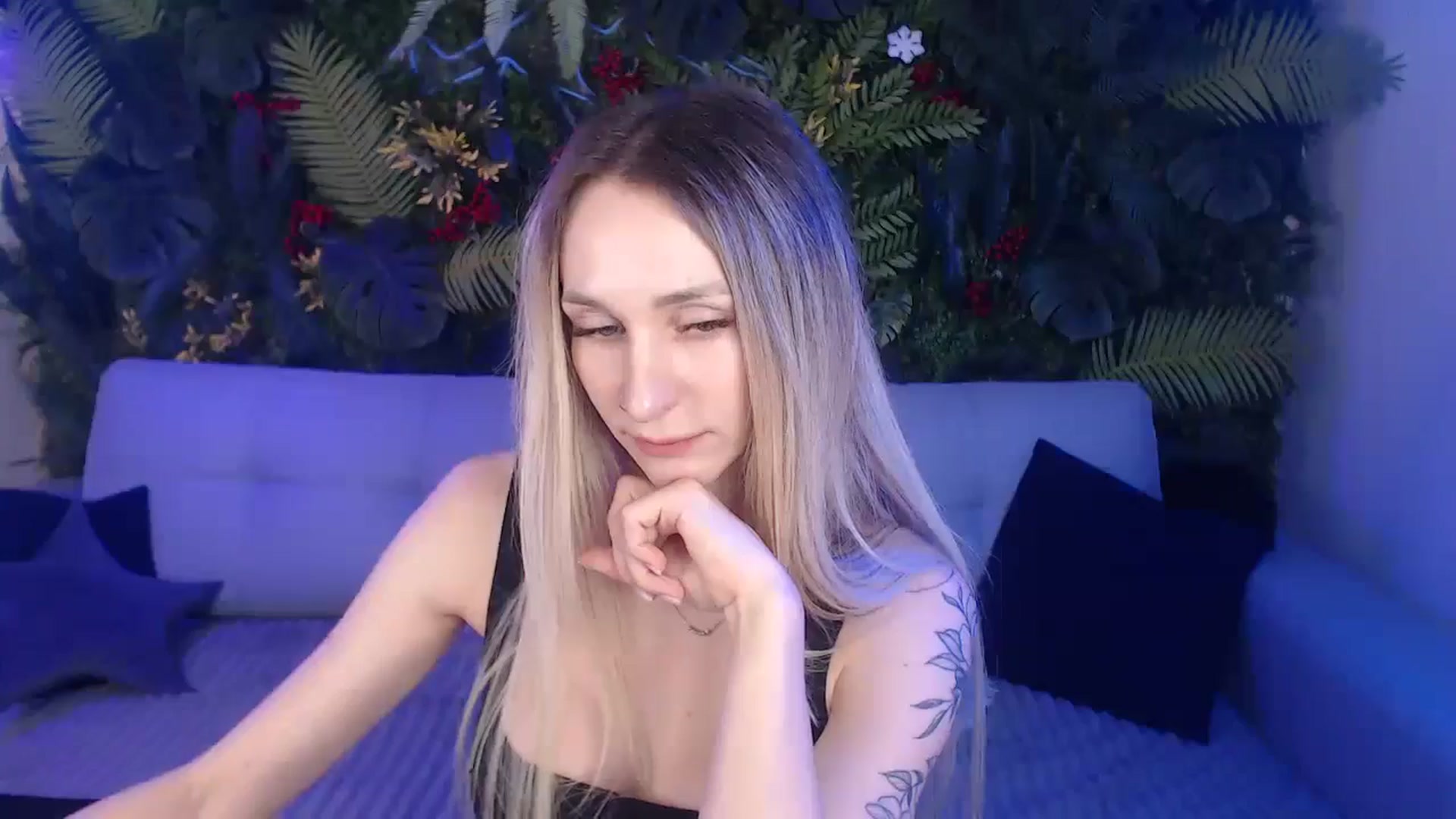 Gallery image thumbnail from Horny_Blond's myfreecams stream on, 01/13/2025, 10:09 image 3 of 20