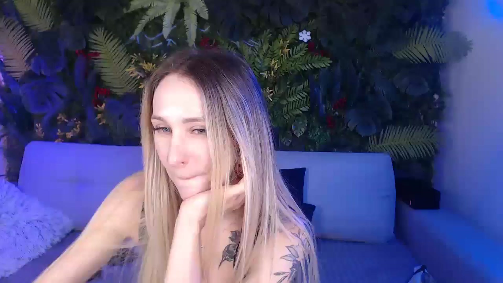 Gallery image thumbnail from Horny_Blond's myfreecams stream on, 01/15/2025, 11:29 image 2 of 20