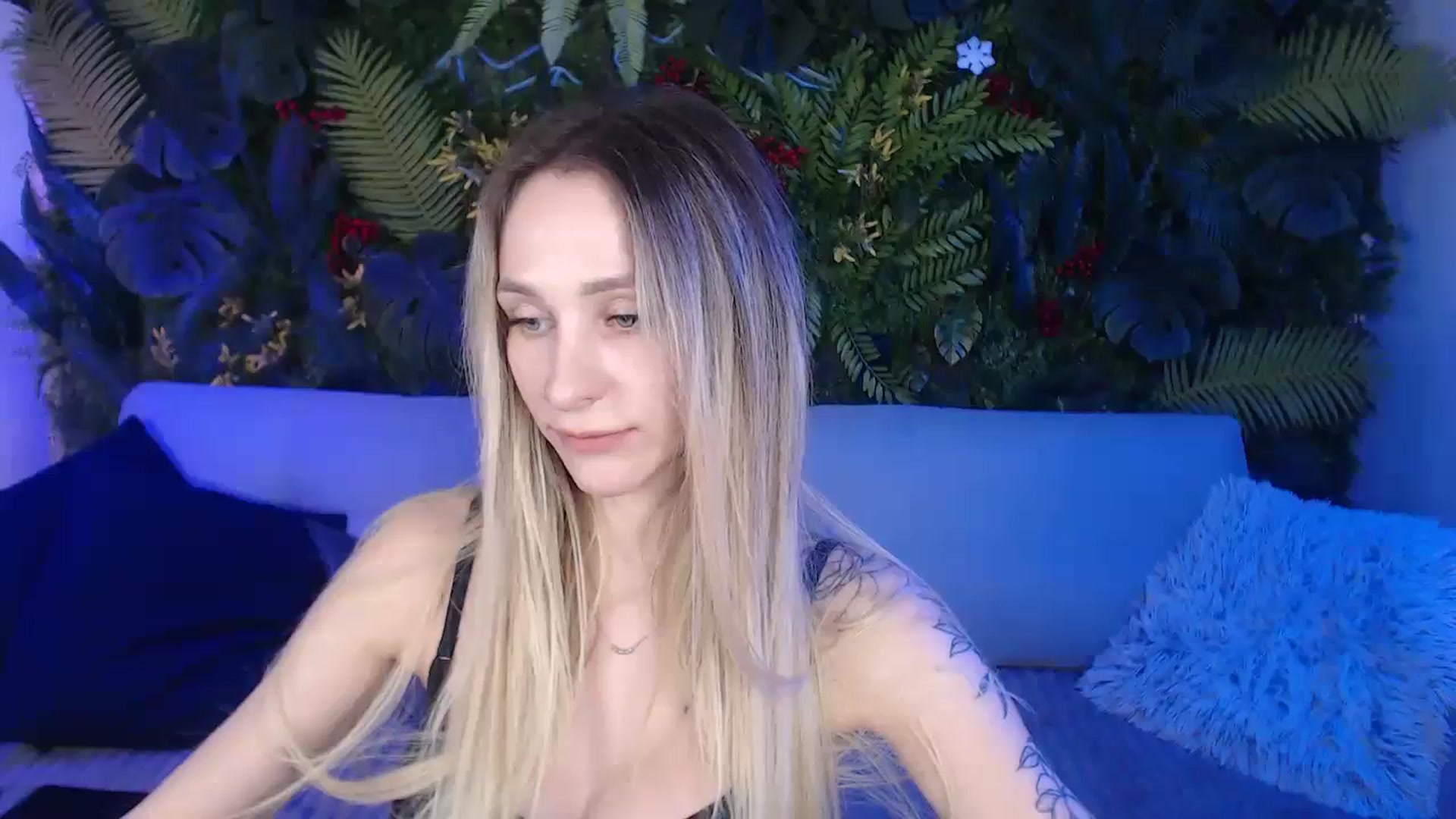 Gallery image thumbnail from Horny_Blond's myfreecams stream on, 01/17/2025, 09:53 image 14 of 20