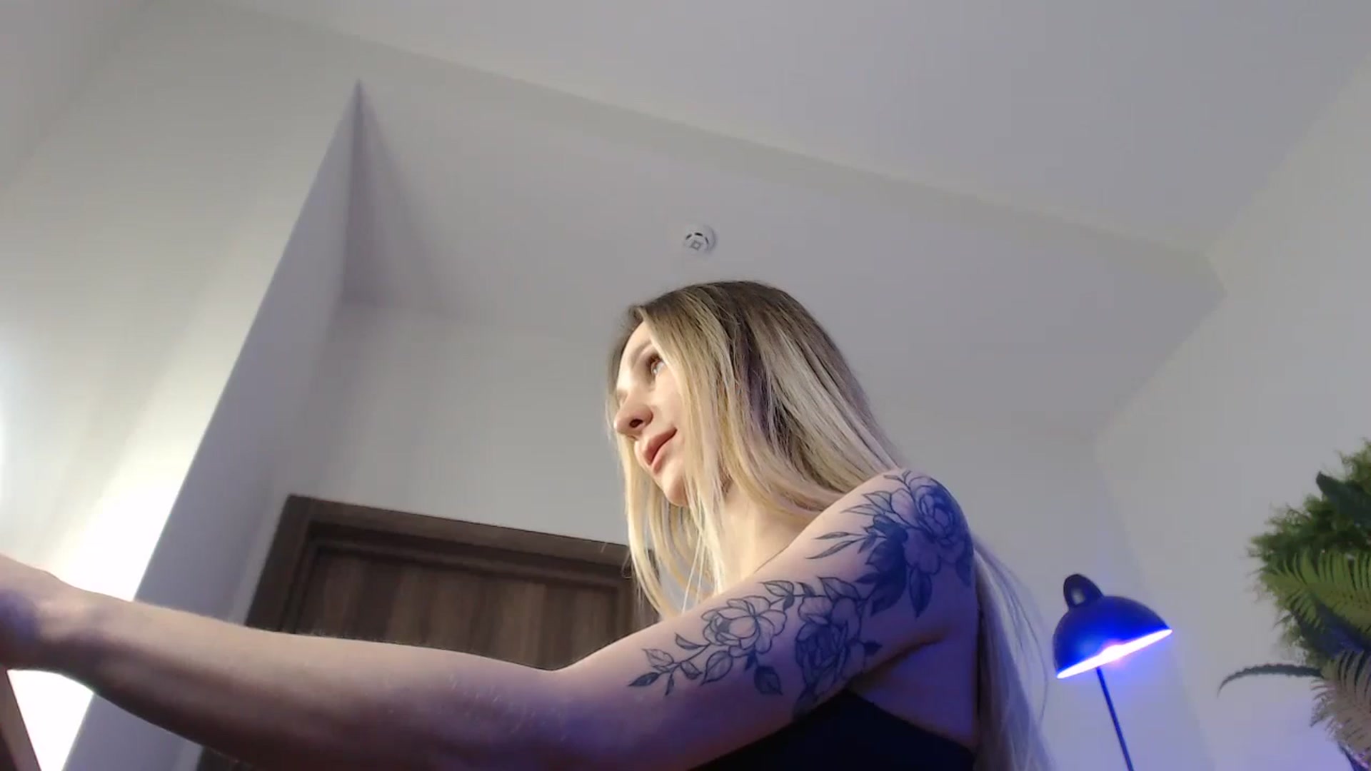 Gallery image thumbnail from Horny_Blond's myfreecams stream on, 01/17/2025, 10:58 image 19 of 20