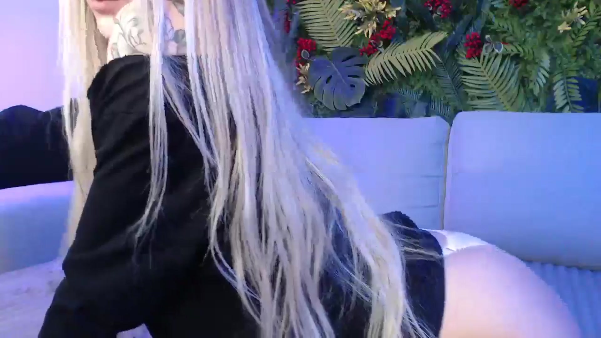 Gallery image thumbnail from Horny_Blond's myfreecams stream on, 01/19/2025, 10:29 image 2 of 20