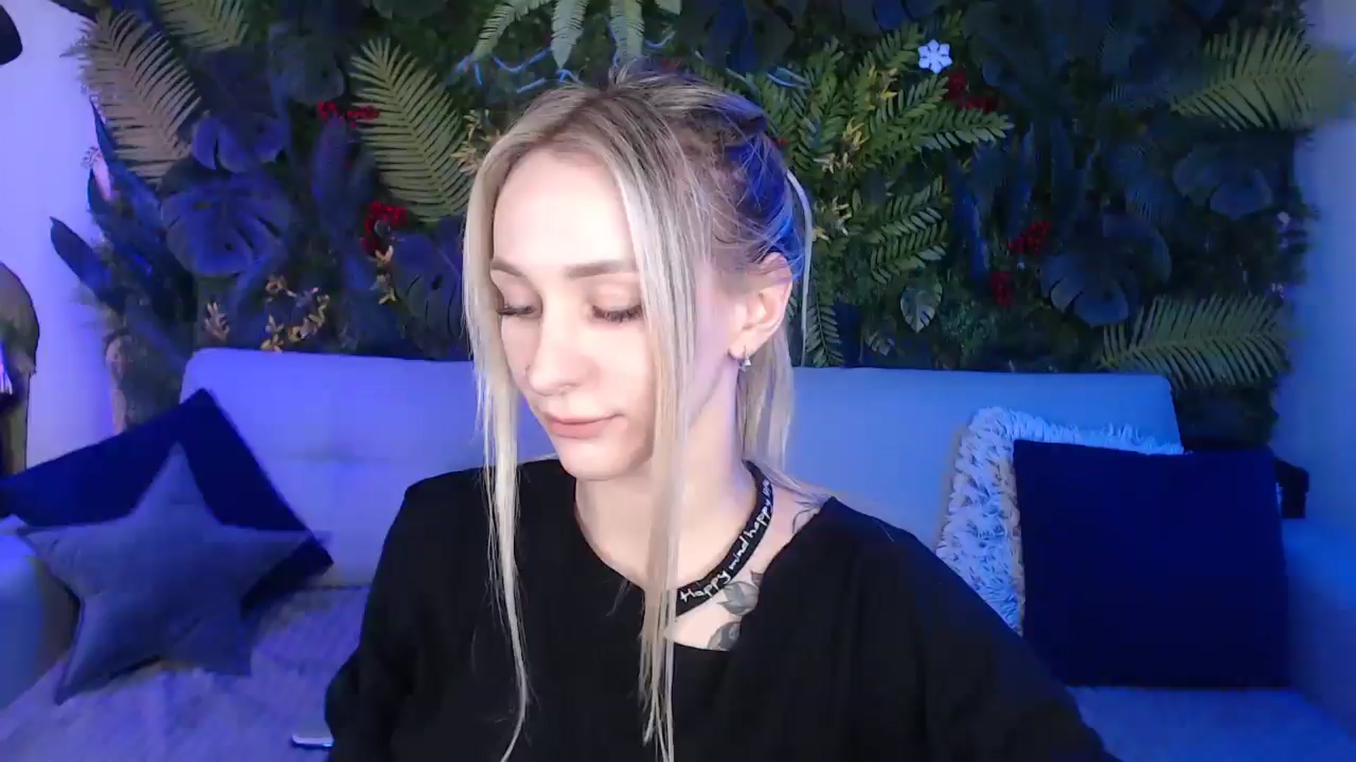 Gallery image thumbnail from Horny_Blond's myfreecams stream on, 01/19/2025, 10:29 image 1 of 20
