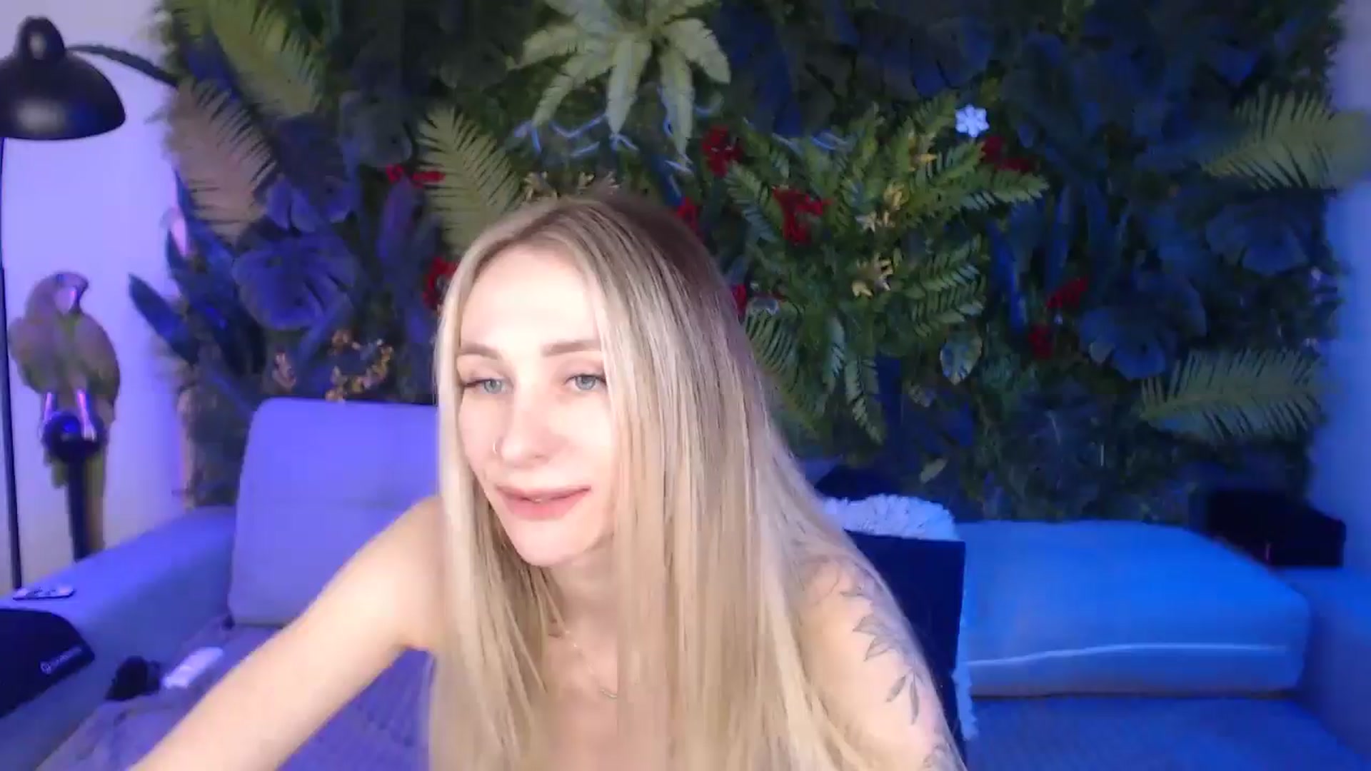 Gallery image thumbnail from Horny_Blond's myfreecams stream on, 01/19/2025, 13:30 image 1 of 20