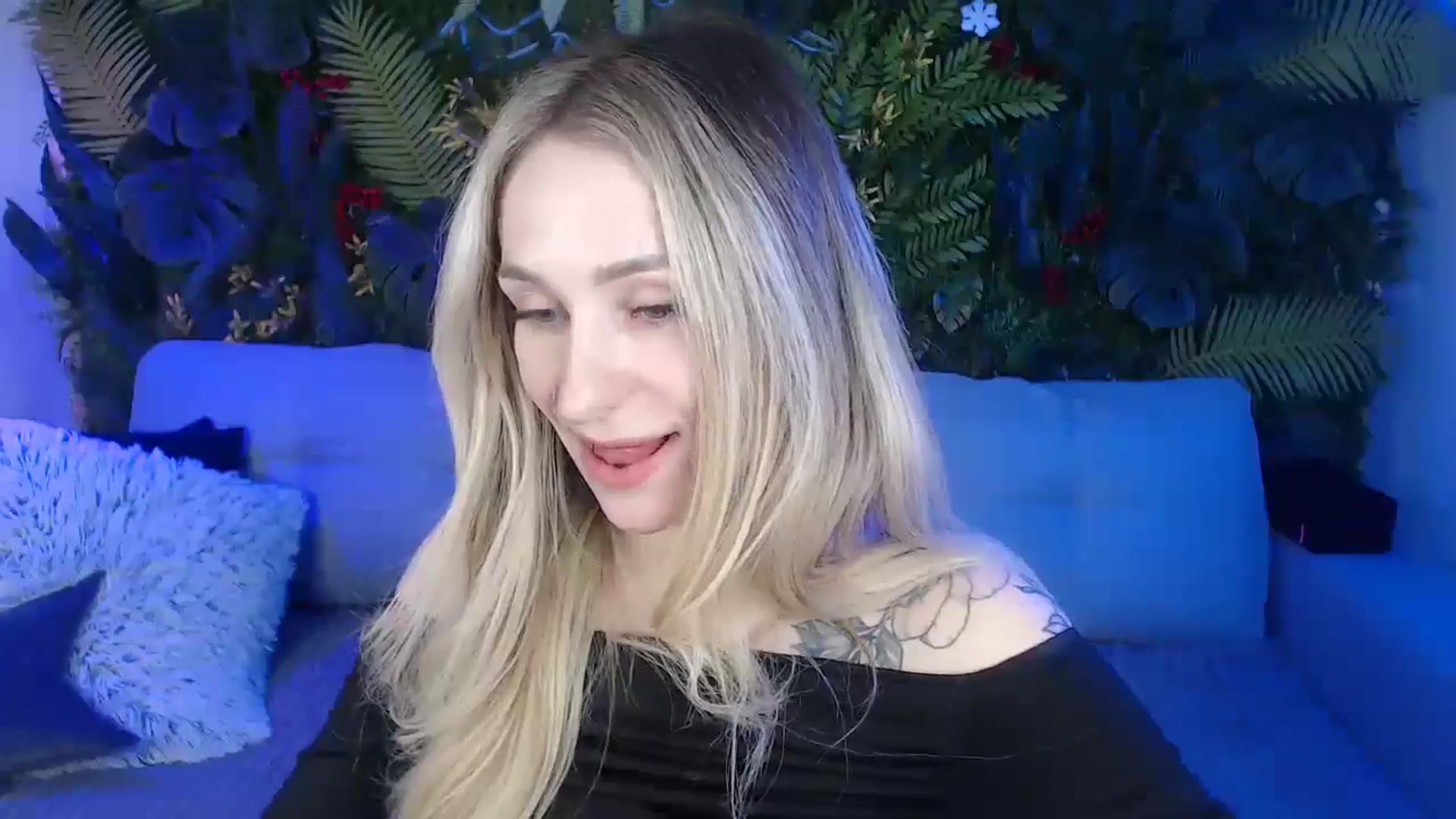 Gallery image thumbnail from Horny_Blond's myfreecams stream on, 01/24/2025, 09:13 image 8 of 20