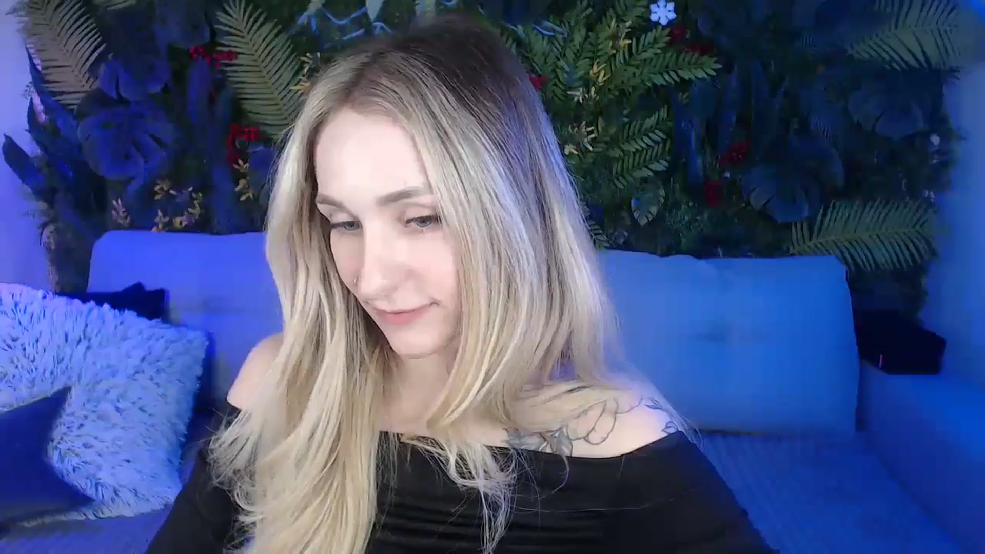 Gallery image thumbnail from Horny_Blond's myfreecams stream on, 01/24/2025, 09:13 image 7 of 20