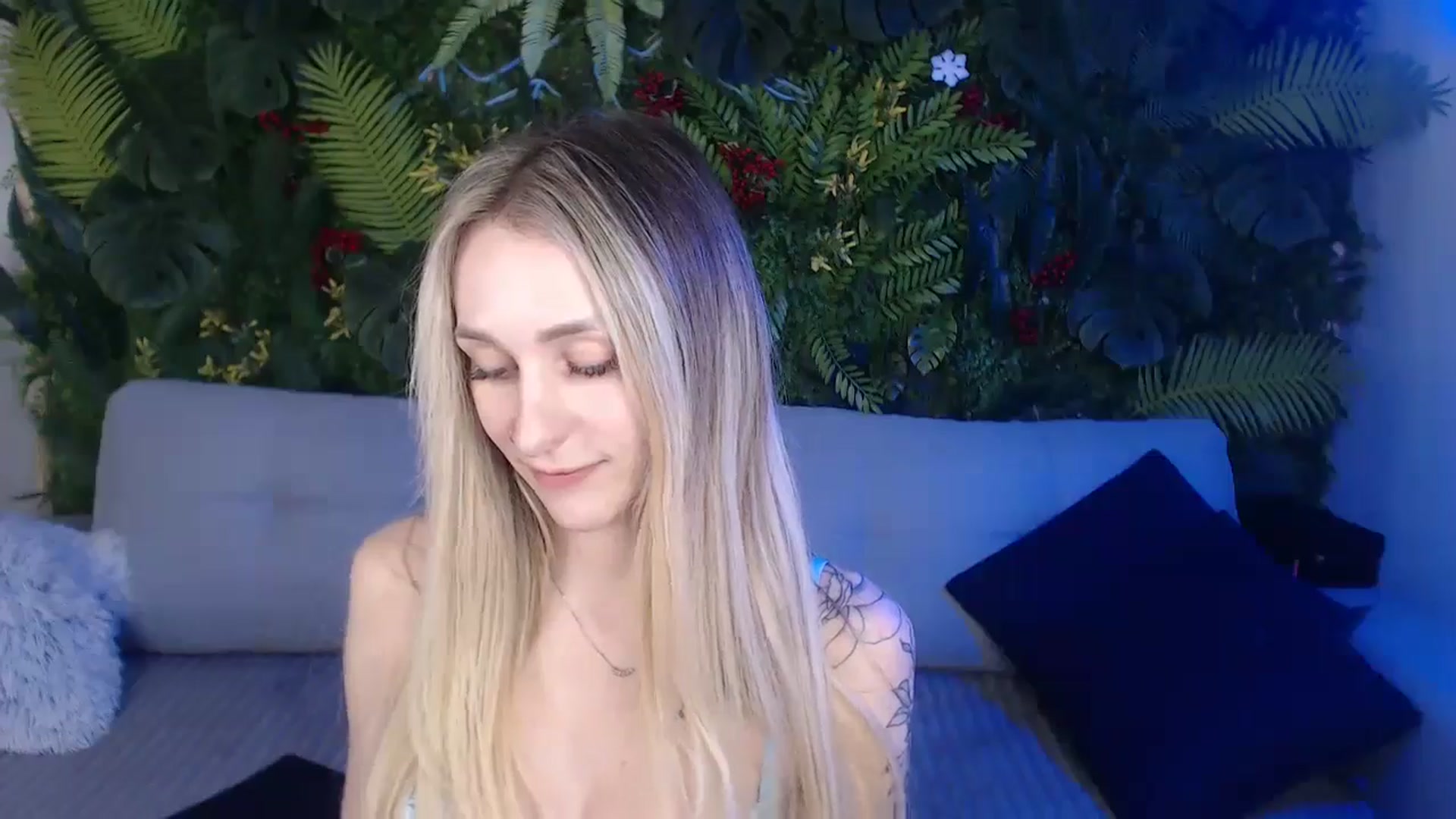 Gallery image thumbnail from Horny_Blond's myfreecams stream on, 01/28/2025, 09:48 image 3 of 20