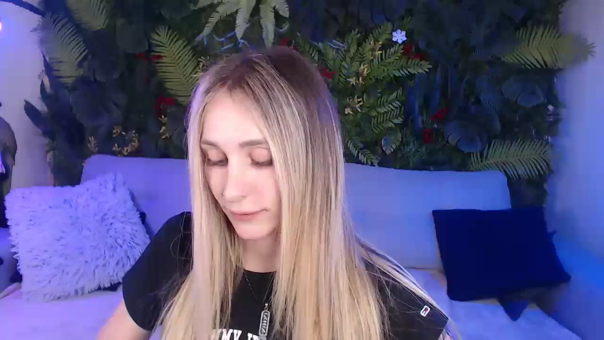 Gallery image thumbnail from Horny_Blond's myfreecams stream on, 03/01/2025, 10:48 image 1 of 20