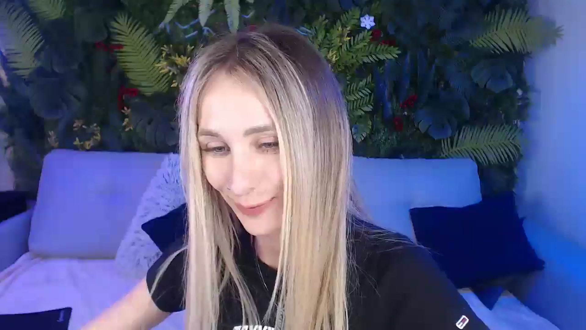 Gallery image thumbnail from Horny_Blond's myfreecams stream on, 03/01/2025, 13:39 image 11 of 20