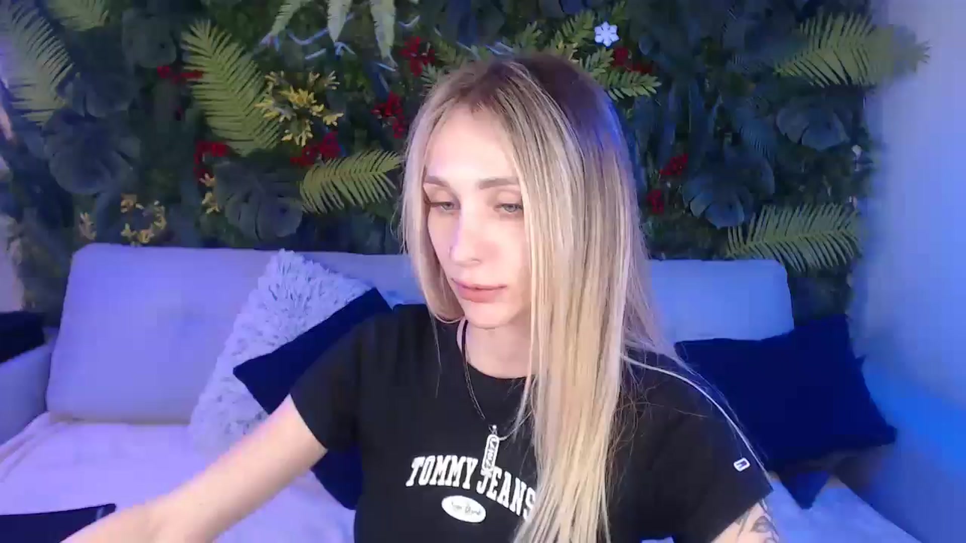 Gallery image thumbnail from Horny_Blond's myfreecams stream on, 03/01/2025, 14:17 image 3 of 20