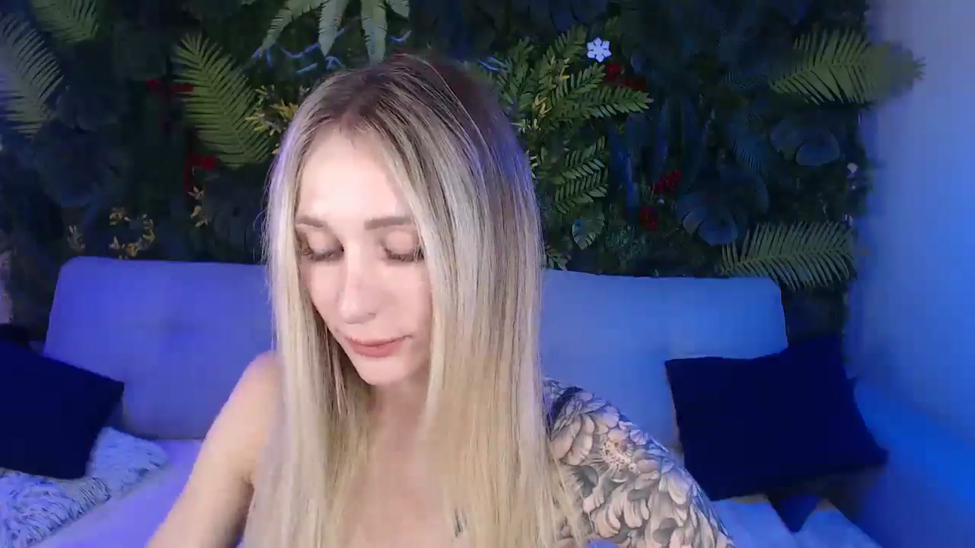 Gallery image thumbnail from Horny_Blond's myfreecams stream on, 03/02/2025, 09:45 image 4 of 20