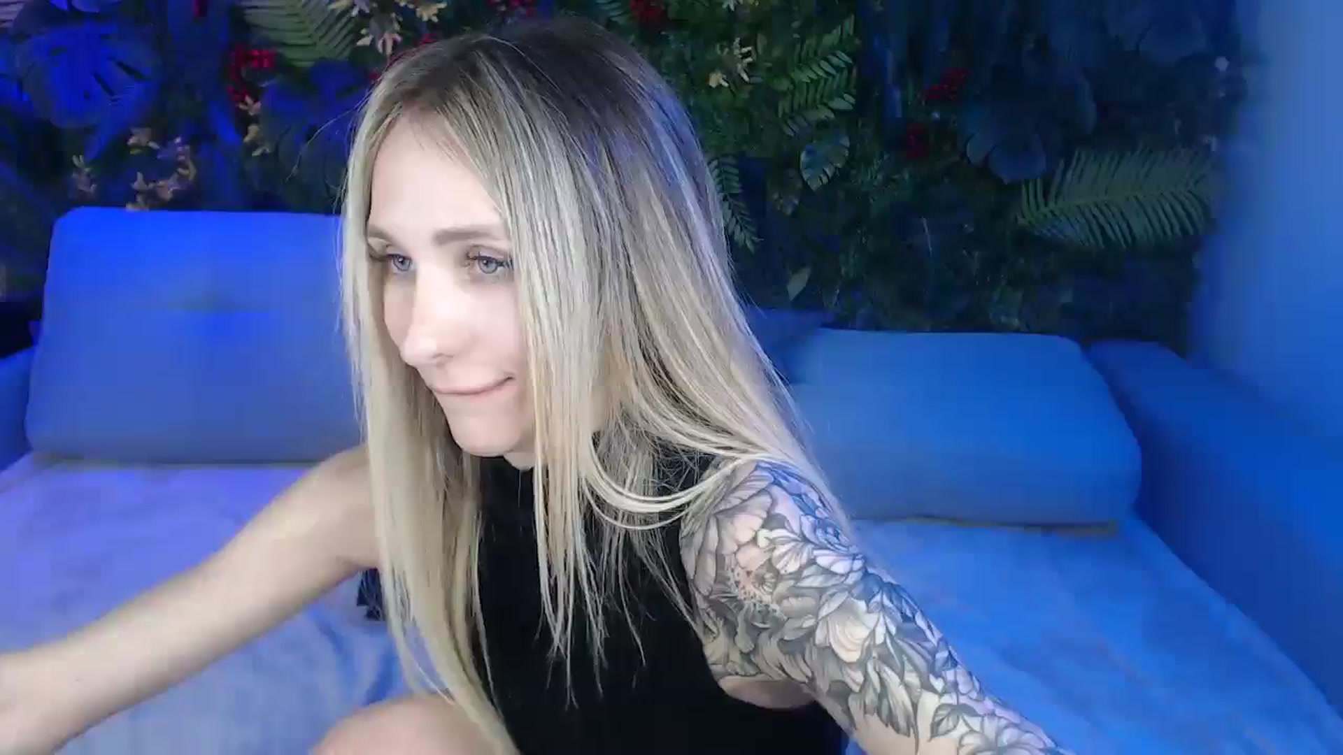Gallery image thumbnail from Horny_Blond's myfreecams stream on, 03/03/2025, 11:33 image 13 of 20