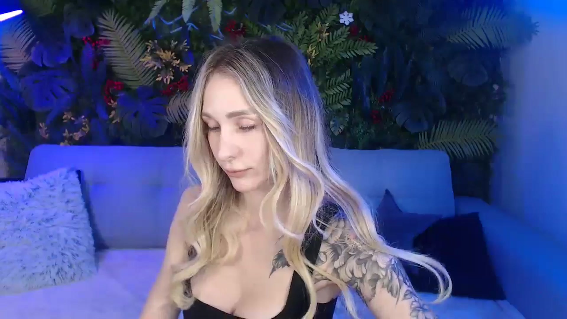Gallery image thumbnail from Horny_Blond's myfreecams stream on, 03/04/2025, 09:58 image 4 of 20