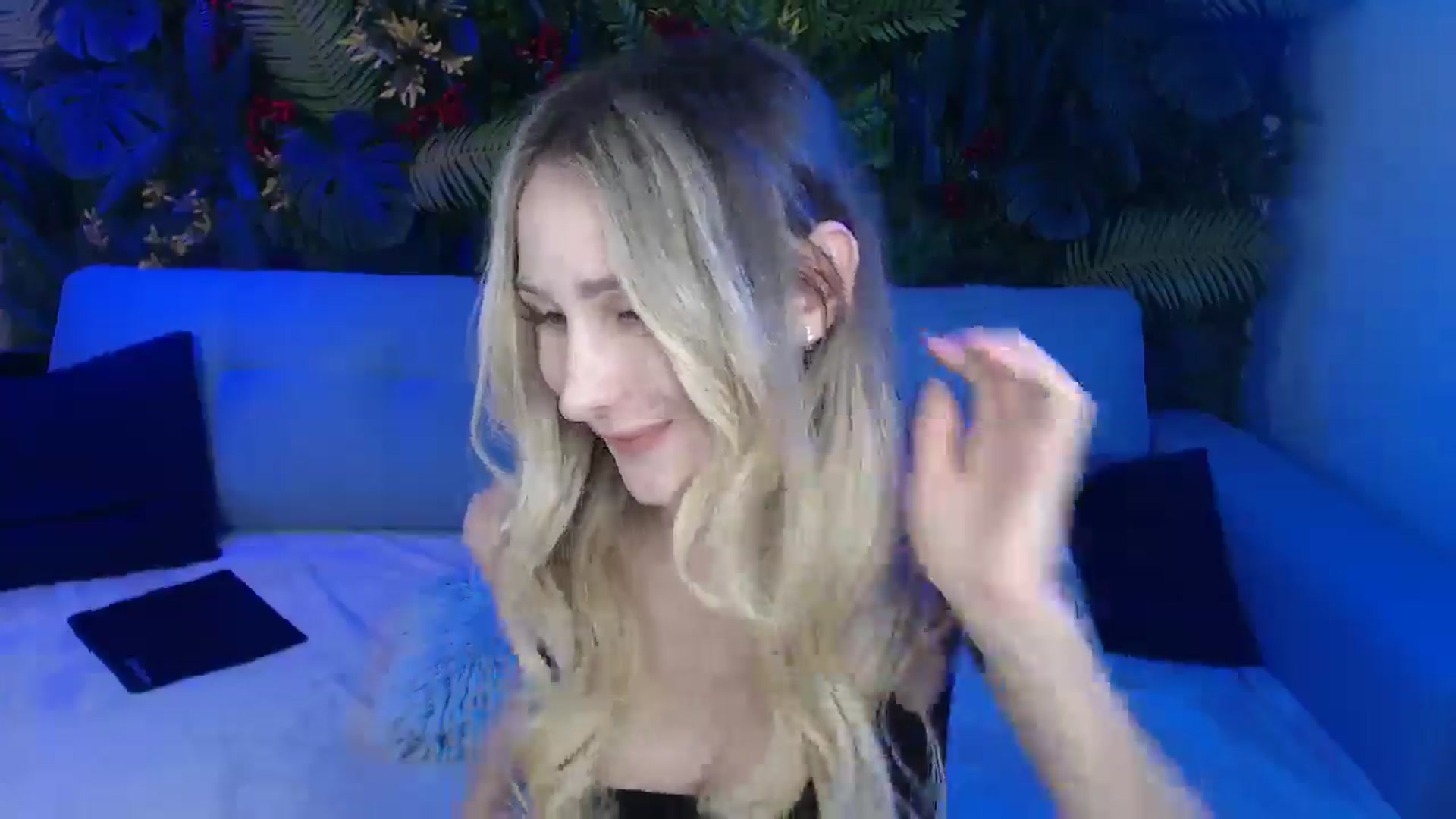 Gallery image thumbnail from Horny_Blond's myfreecams stream on, 03/04/2025, 09:58 image 10 of 20