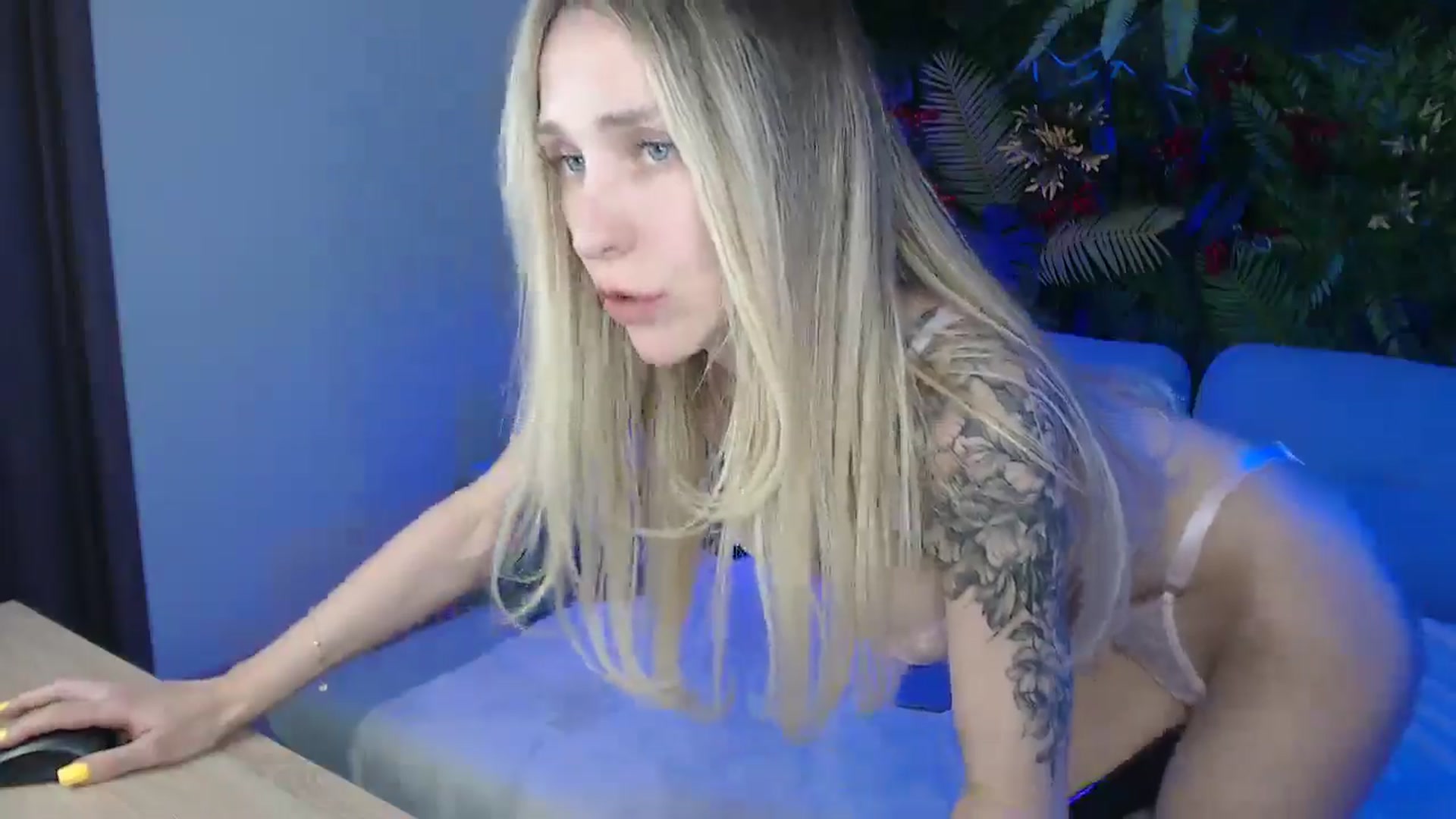 Gallery image thumbnail from Horny_Blond's myfreecams stream on, 03/07/2025, 14:23 image 6 of 20