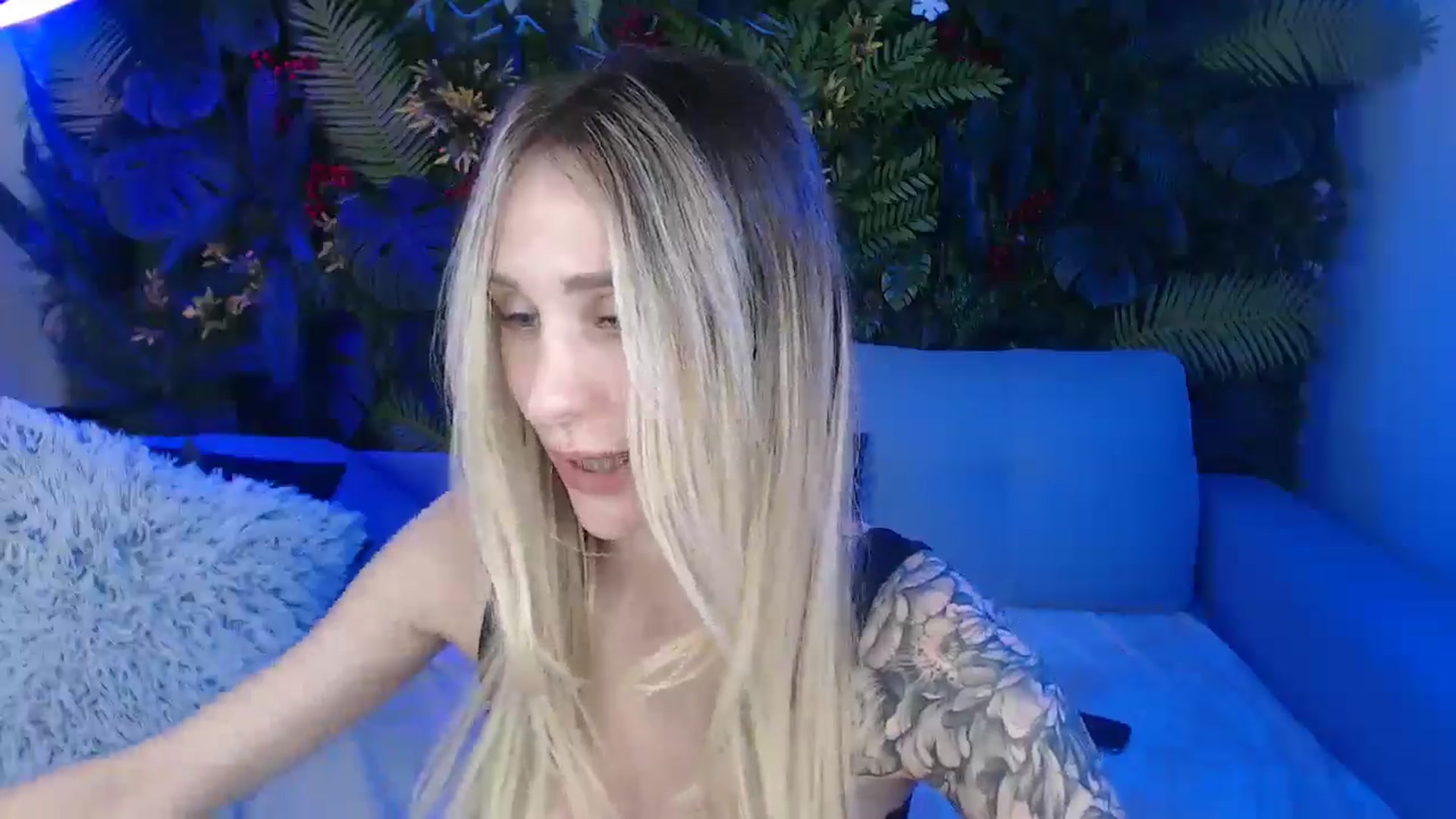 Gallery image thumbnail from Horny_Blond's myfreecams stream on, 03/08/2025, 10:59 image 2 of 20