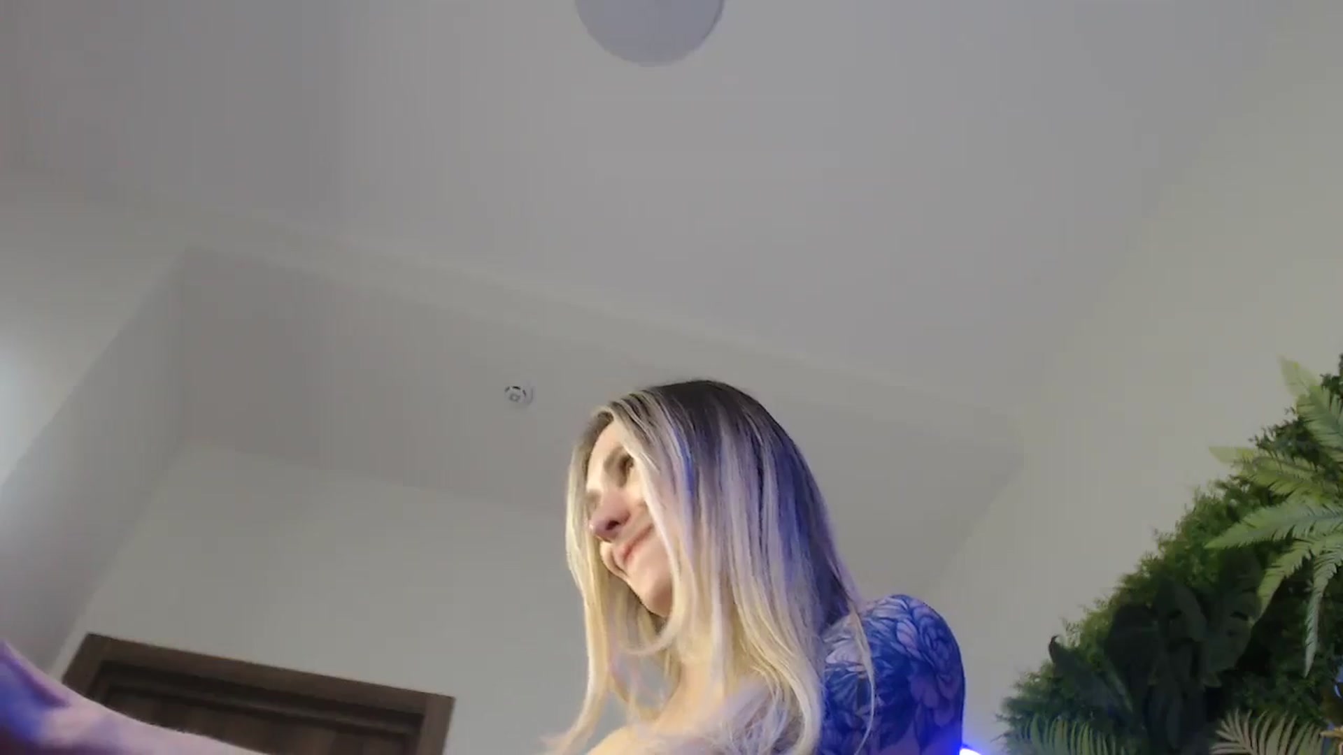 Gallery image thumbnail from Horny_Blond's myfreecams stream on, 03/08/2025, 13:56 image 19 of 20