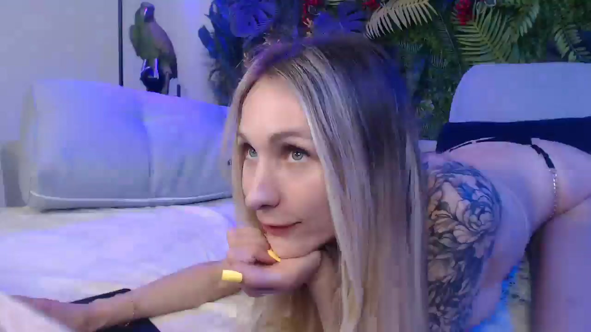 Gallery image thumbnail from Horny_Blond's myfreecams stream on, 03/08/2025, 13:56 image 6 of 20