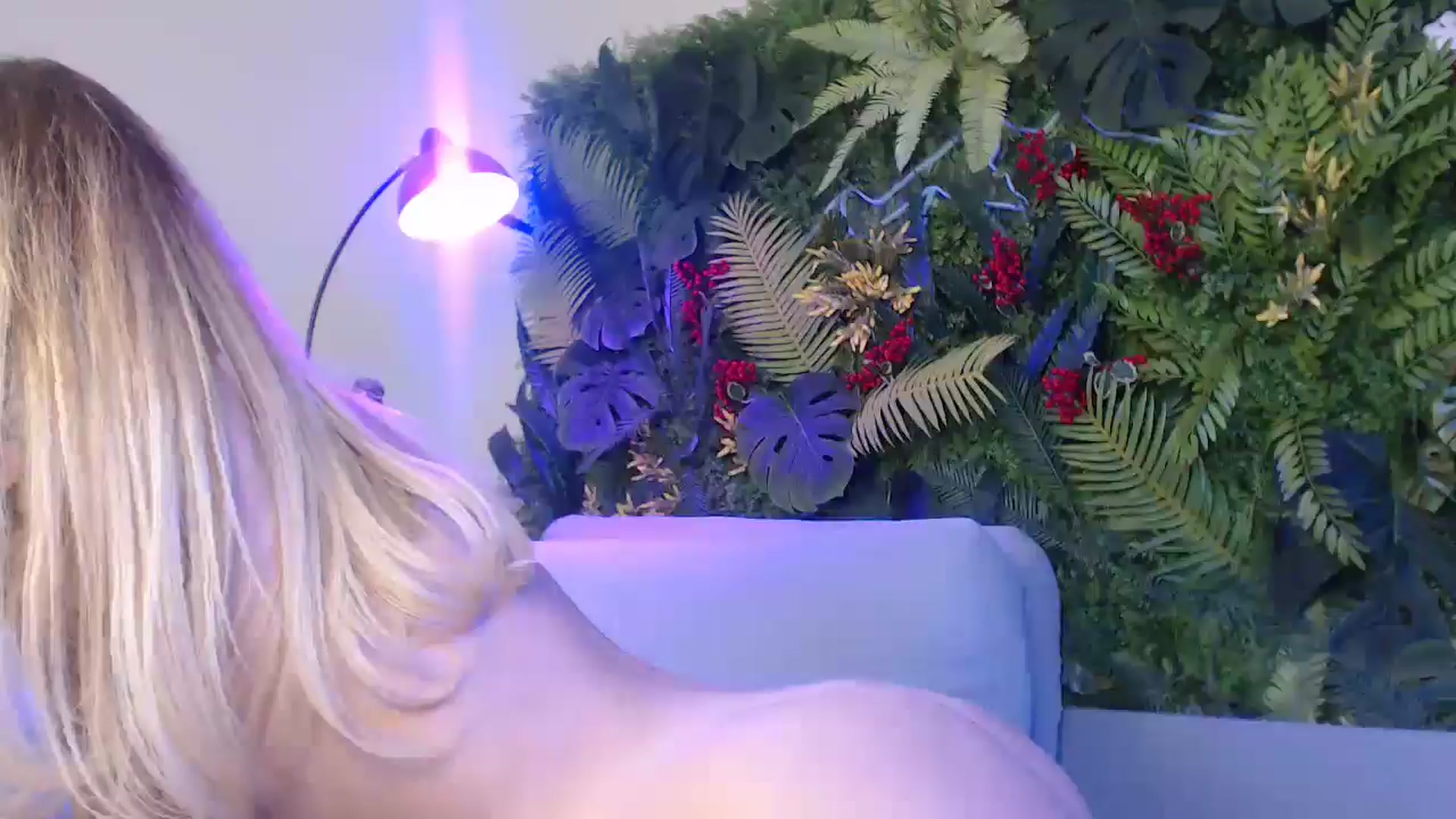 Gallery image thumbnail from Horny_Blond's myfreecams stream on, 03/09/2025, 14:05 image 17 of 20
