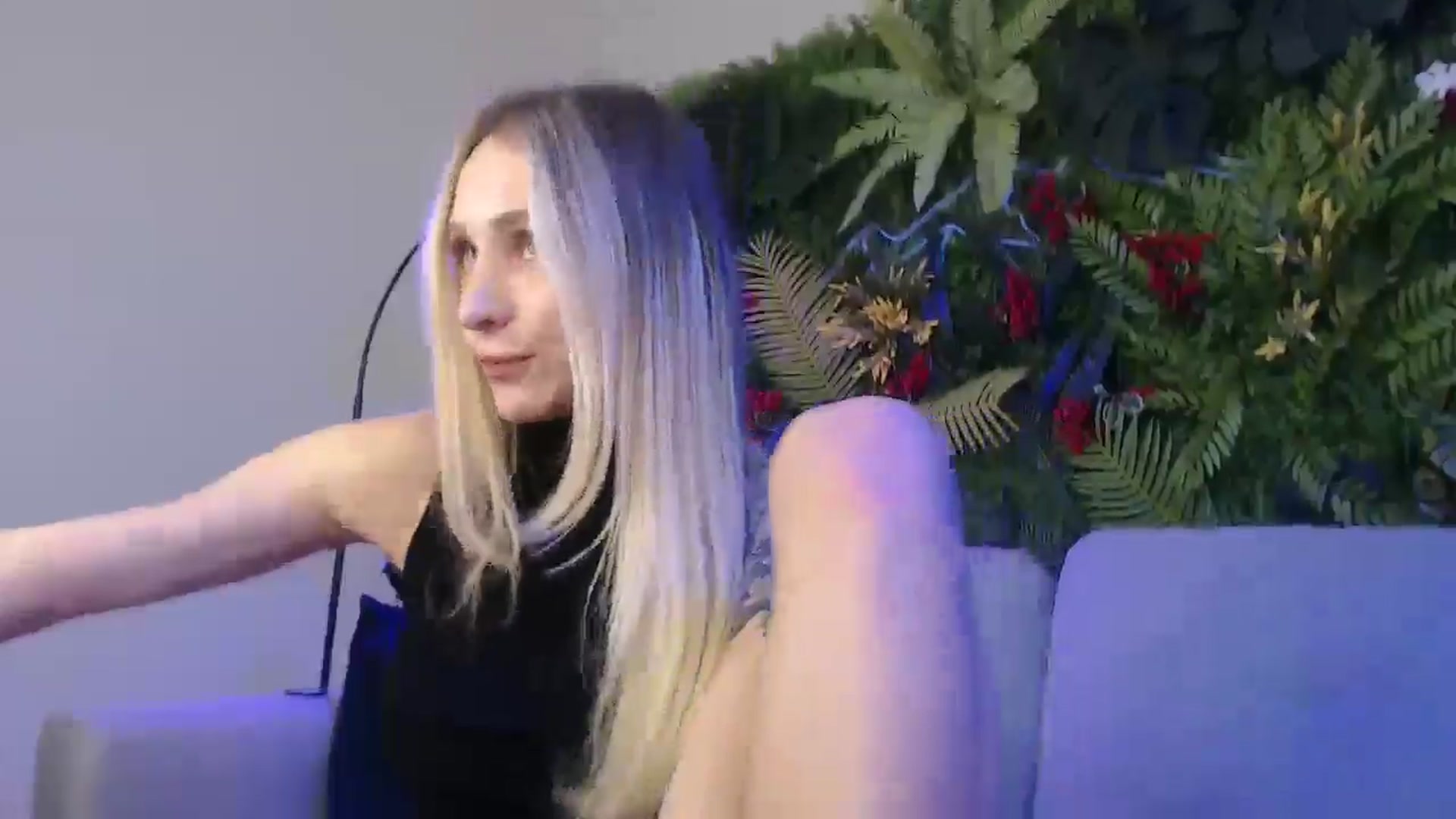 Gallery image thumbnail from Horny_Blond's myfreecams stream on, 03/10/2025, 10:21 image 6 of 20
