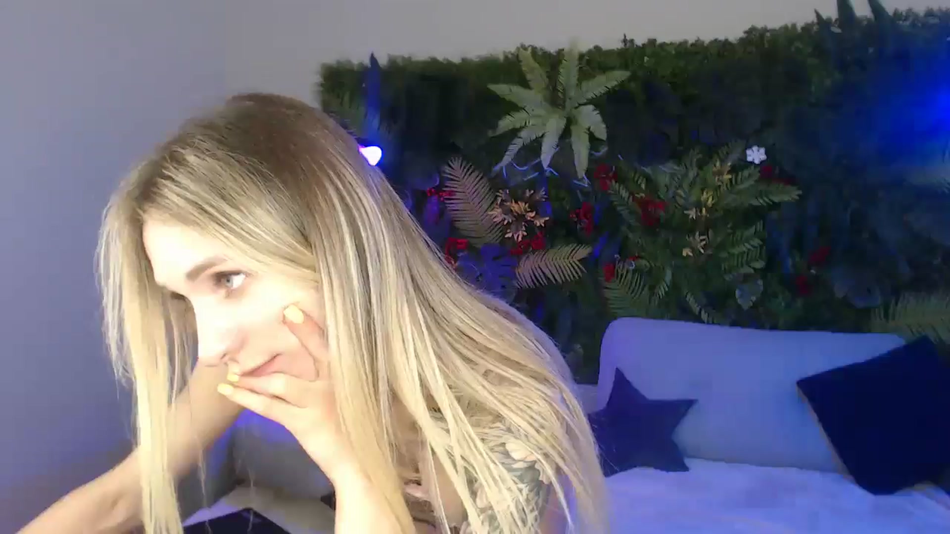 Gallery image thumbnail from Horny_Blond's myfreecams stream on, 03/18/2025, 12:00 image 14 of 20