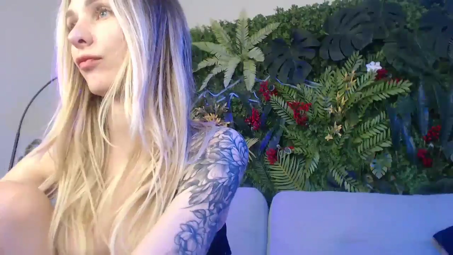 Gallery image thumbnail from Horny_Blond's myfreecams stream on, 03/21/2025, 10:12 image 20 of 20
