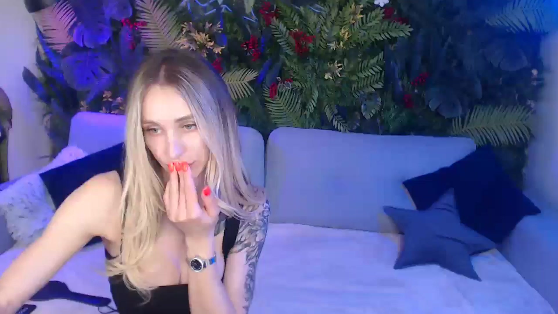 Gallery image thumbnail from Horny_Blond's myfreecams stream on, 03/25/2025, 11:41 image 3 of 20