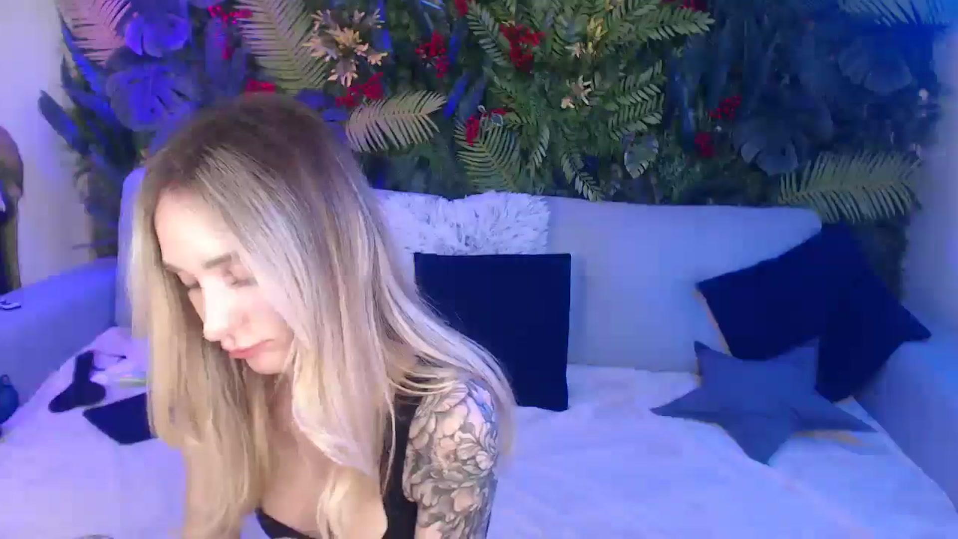 Gallery image thumbnail from Horny_Blond's myfreecams stream on, 03/25/2025, 12:50 image 11 of 20