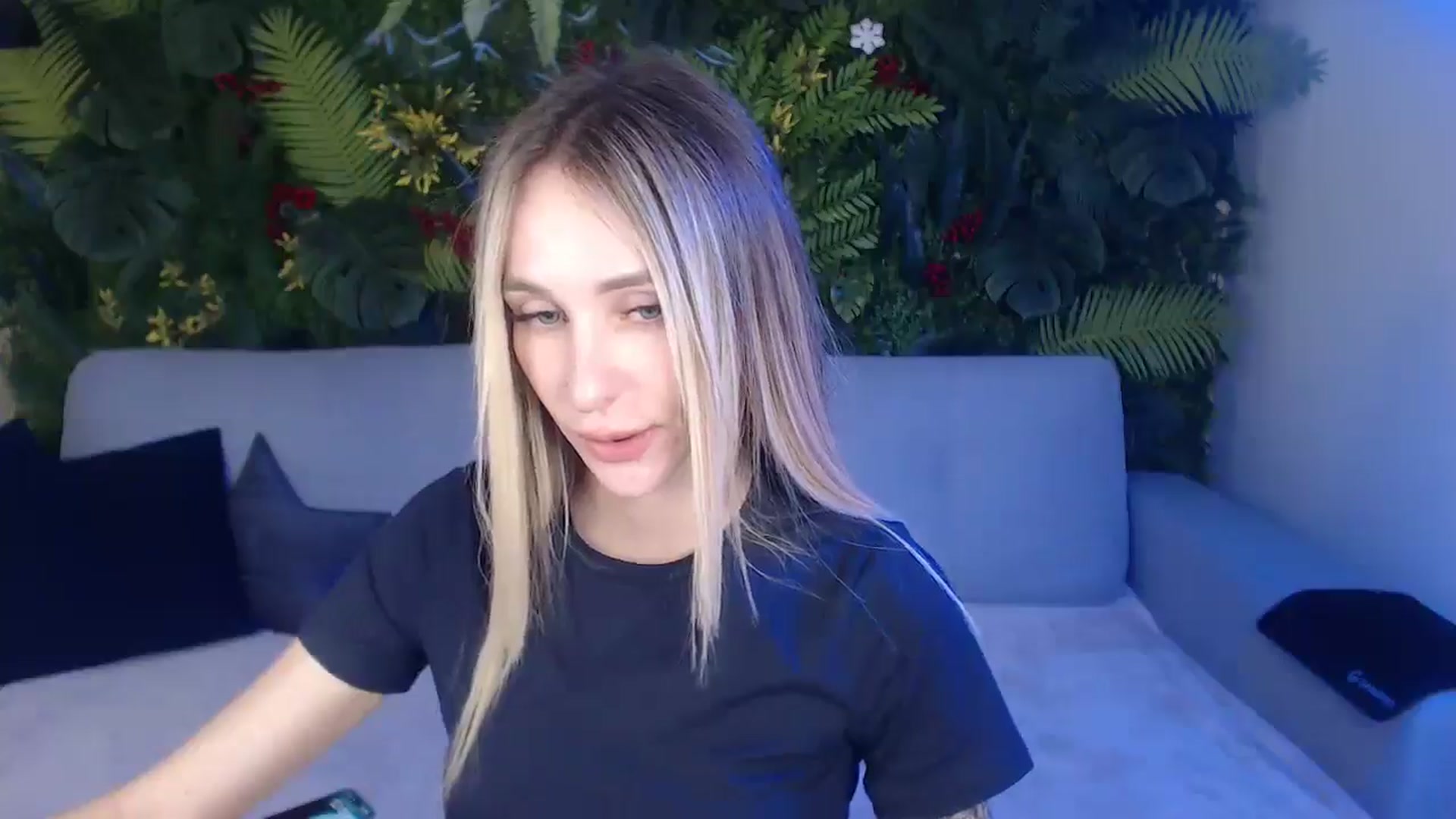 Gallery image thumbnail from Horny_Blond's myfreecams stream on, 04/04/2025, 09:54 image 14 of 20