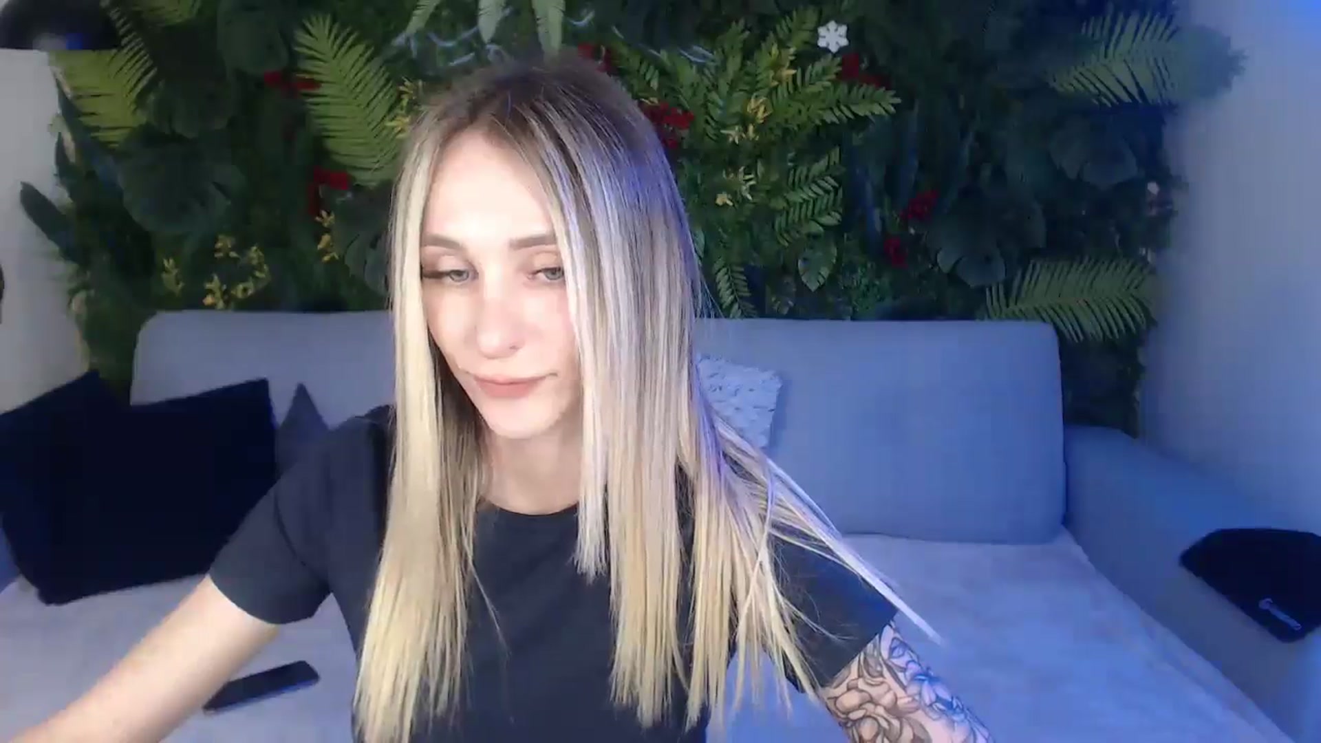Gallery image thumbnail from Horny_Blond's myfreecams stream on, 04/04/2025, 09:54 image 2 of 20