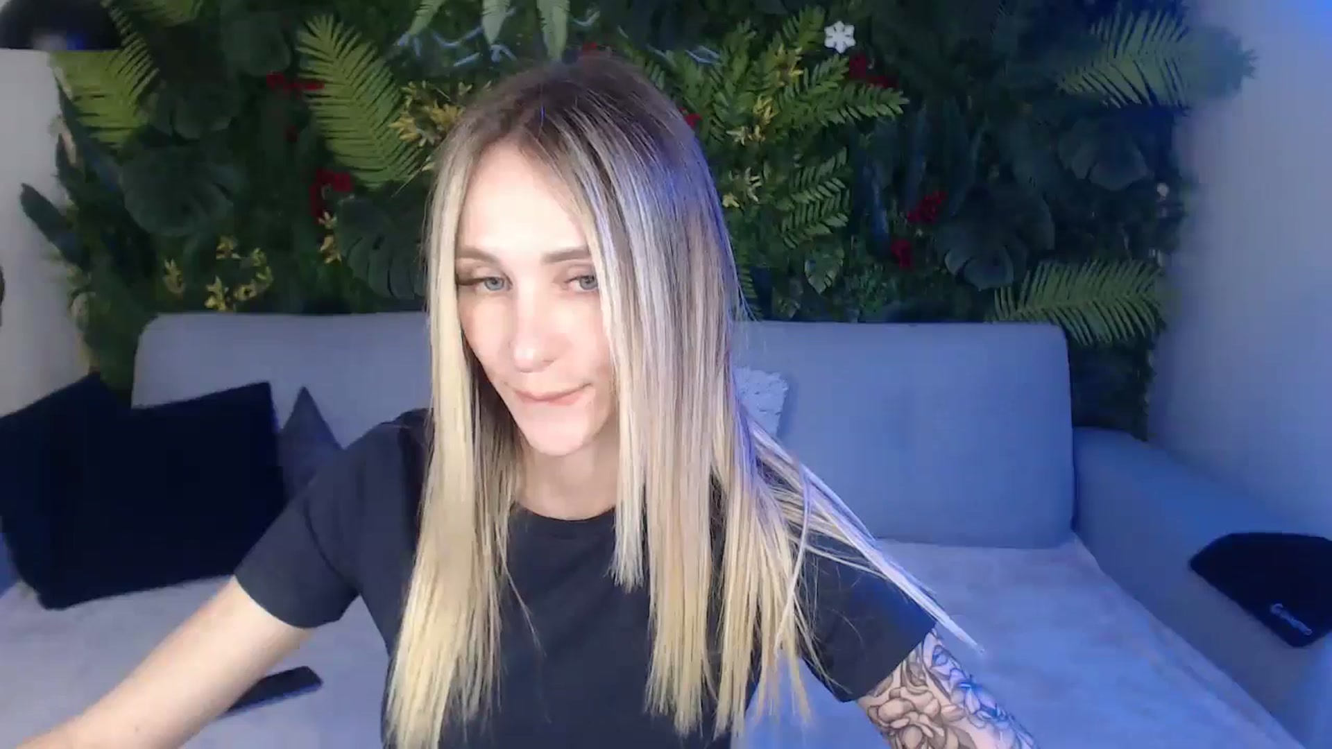 Gallery image thumbnail from Horny_Blond's myfreecams stream on, 04/04/2025, 09:54 image 3 of 20