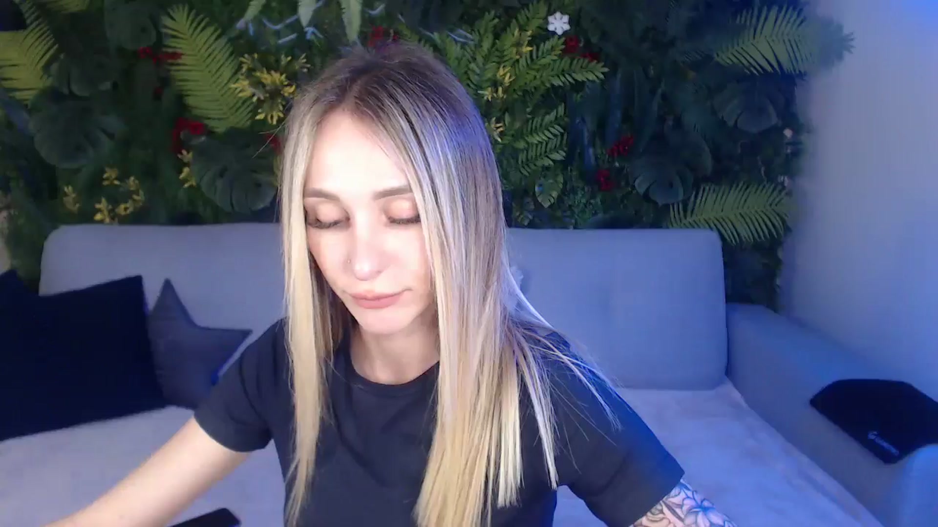 Gallery image thumbnail from Horny_Blond's myfreecams stream on, 04/04/2025, 09:54 image 13 of 20