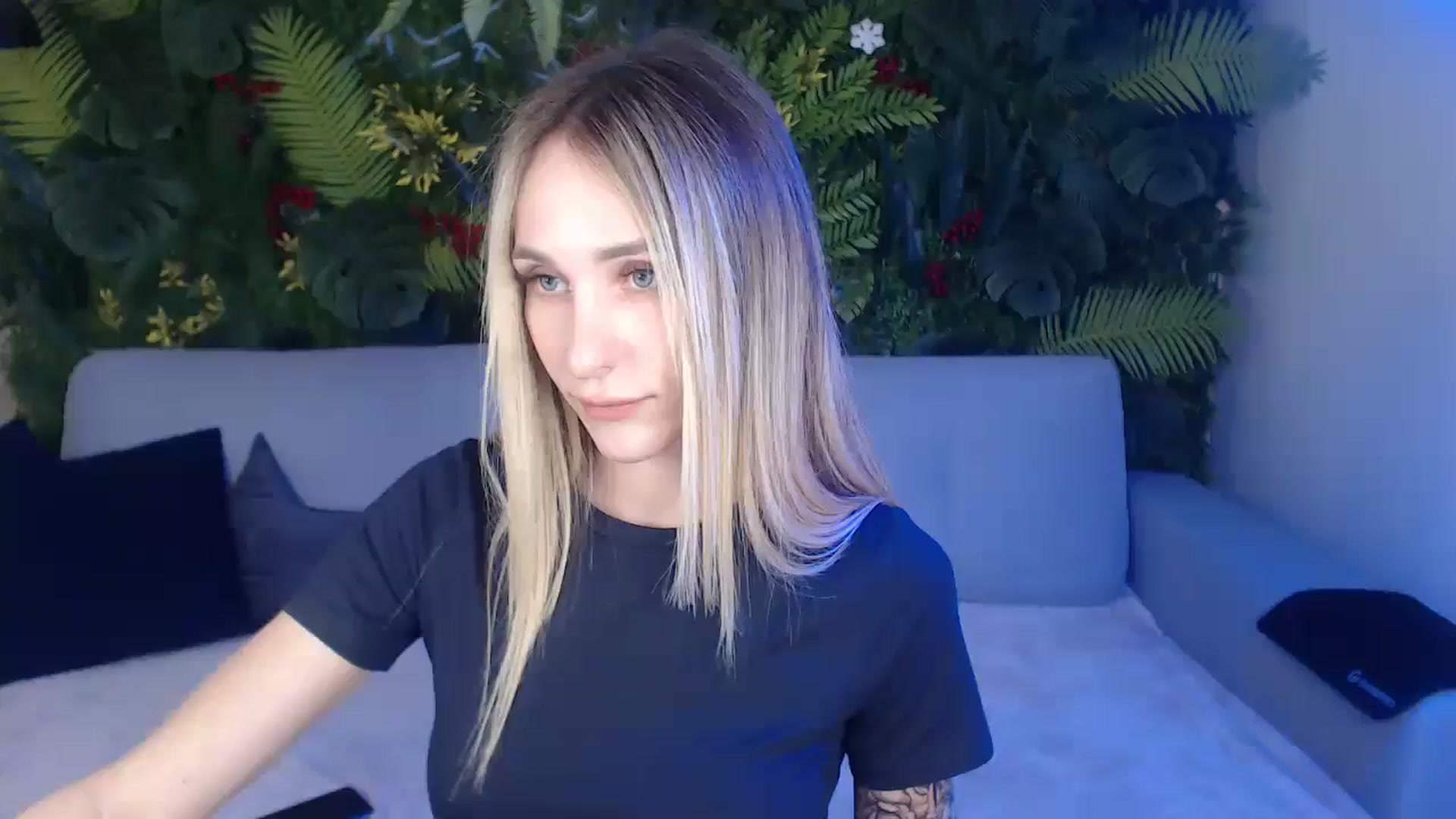 Gallery image thumbnail from Horny_Blond's myfreecams stream on, 04/04/2025, 09:54 image 8 of 20
