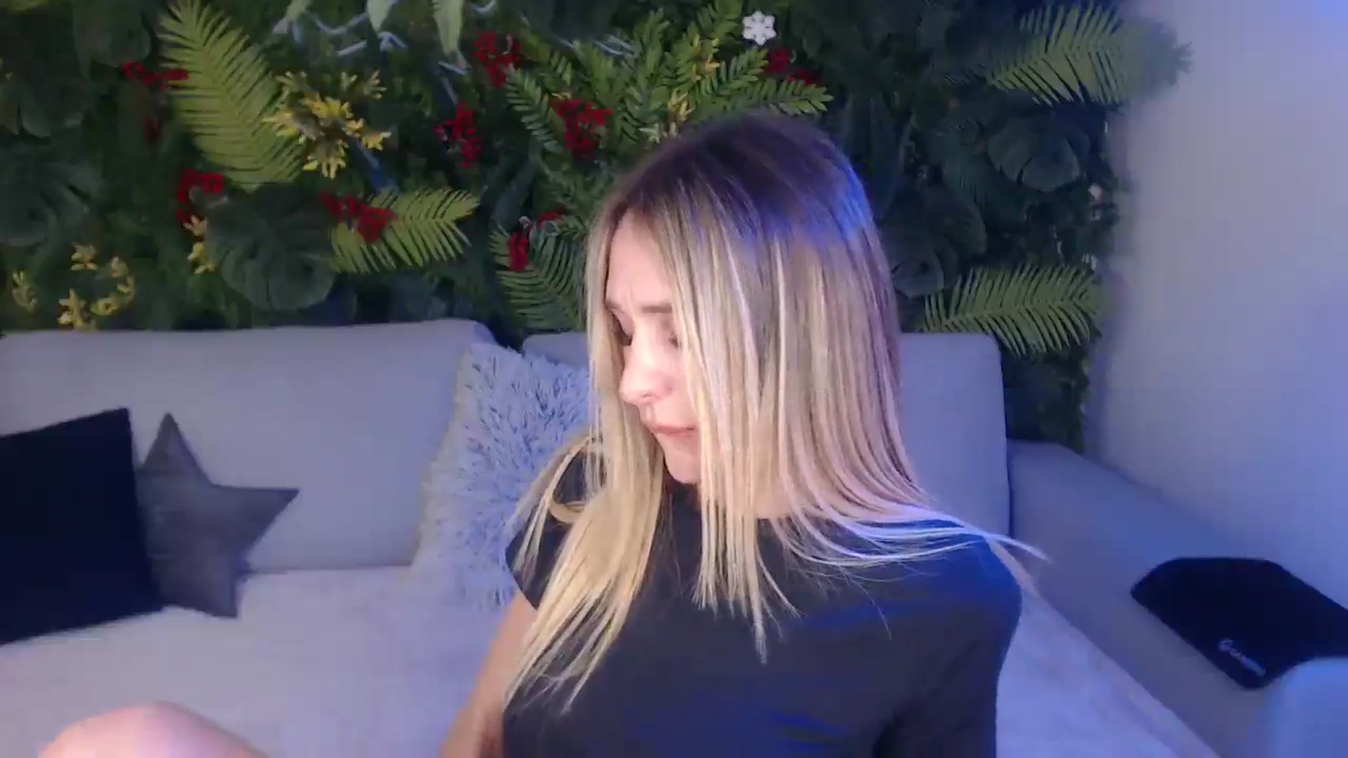 Gallery image thumbnail from Horny_Blond's myfreecams stream on, 04/04/2025, 10:48 image 3 of 20
