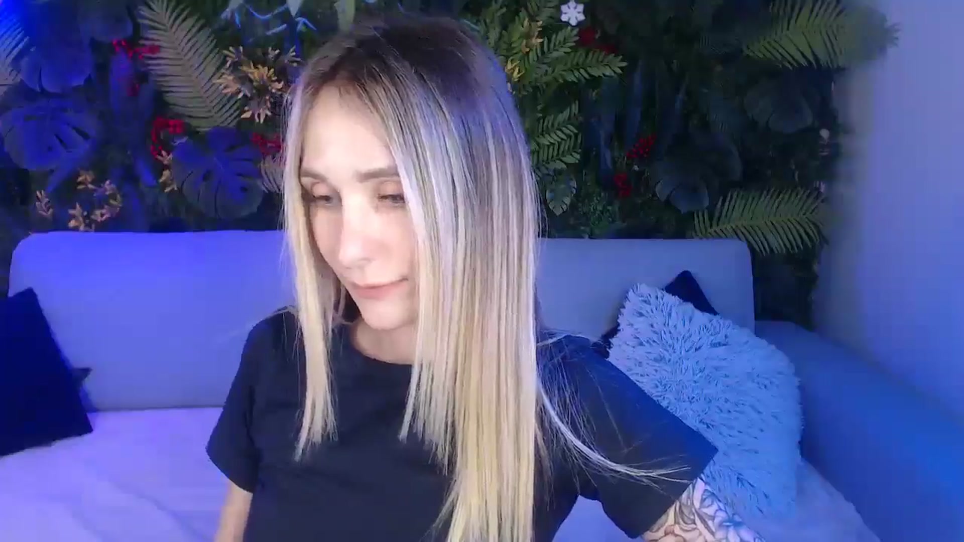 Gallery image thumbnail from Horny_Blond's myfreecams stream on, 04/05/2025, 08:19 image 7 of 20