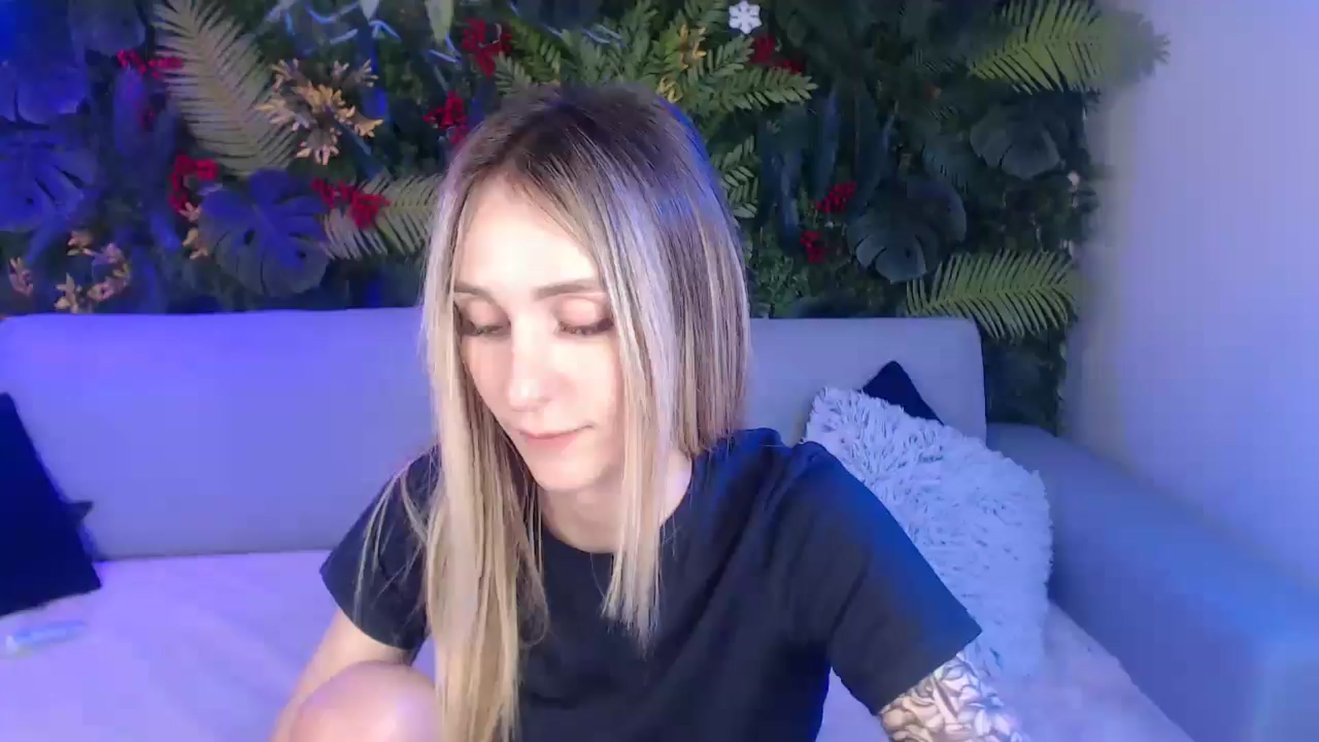 Gallery image thumbnail from Horny_Blond's myfreecams stream on, 04/05/2025, 09:47 image 16 of 20